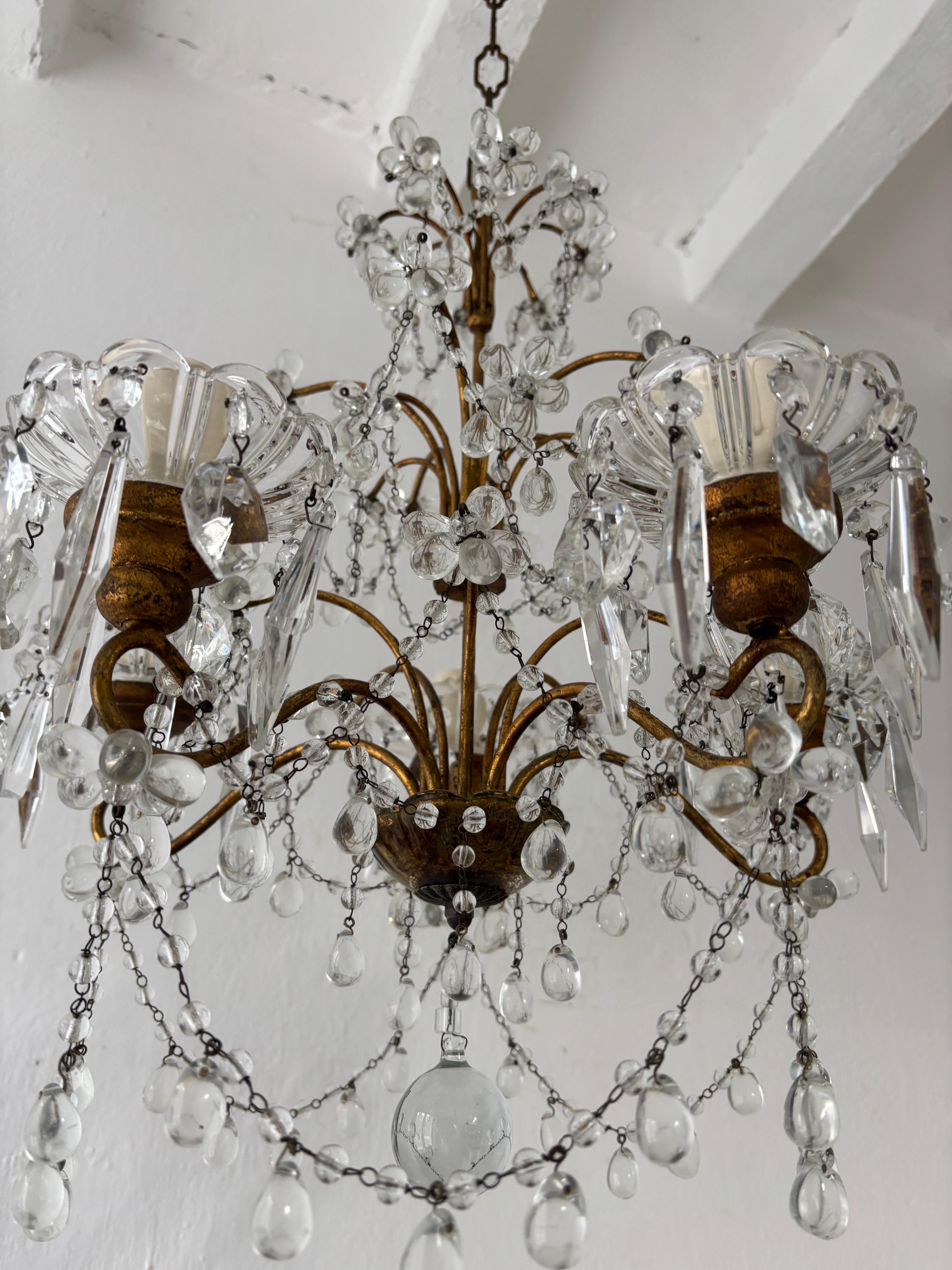 Lustre français en forme de petites gouttes de Murano avec fleurs et guirlandes, circa 1920 en vente 1