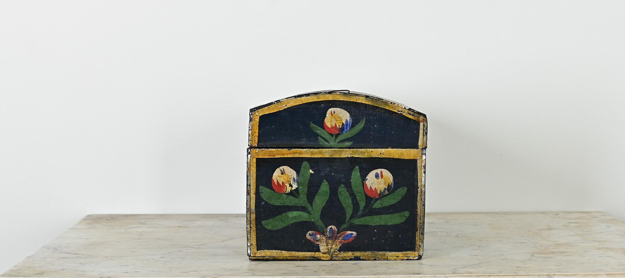 French Petite Bridal Box from Normandy For Sale 5