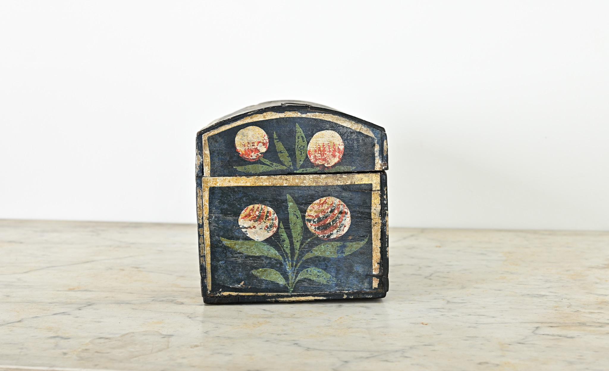 French Petite Bridal Box from Normandy For Sale 1