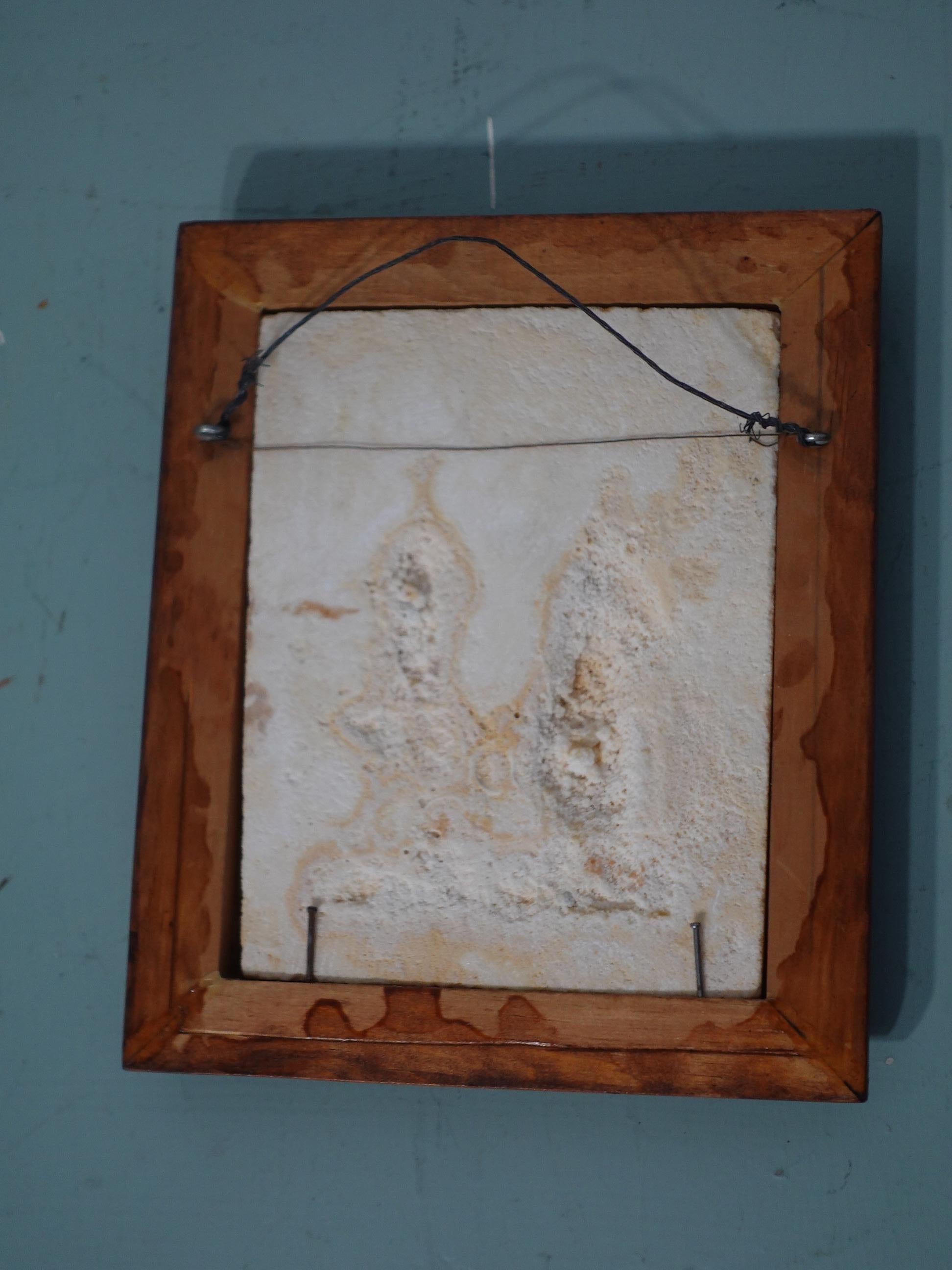 20ième siècle Sculpture en bas-relief en pierre calcaire pétrifiée française en vente