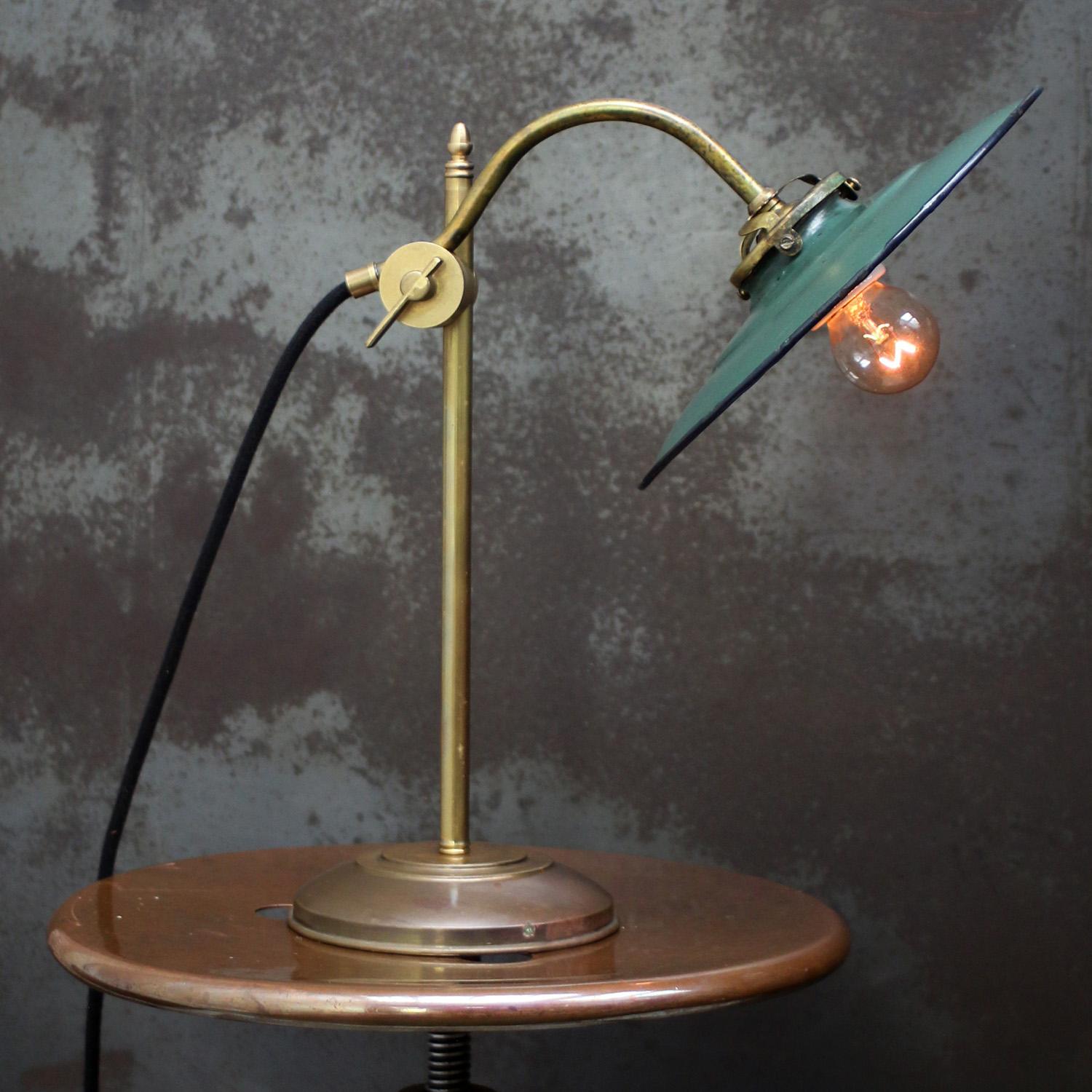French petrol enamel and brass desk light
2,5 meter black cotton flex, plug and switch

Available with UK / US plug

Weight: 2.30 kg / 5.1 lb

Priced per individual item. All lamps have been made suitable by international standards for incandescent