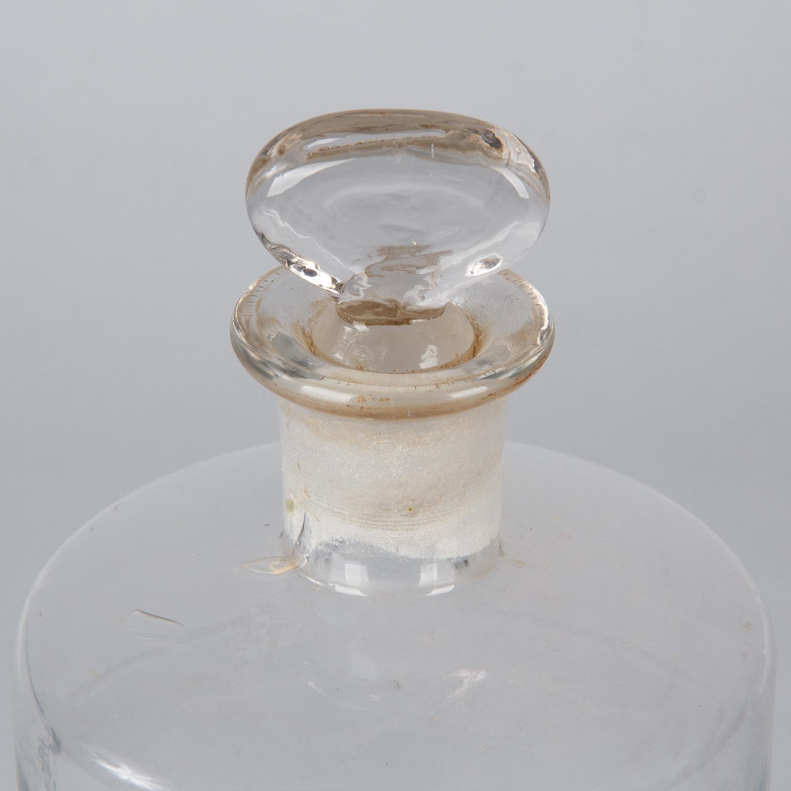 French Pharmacy Glass Jar, Early 1900s In Good Condition In Austin, TX