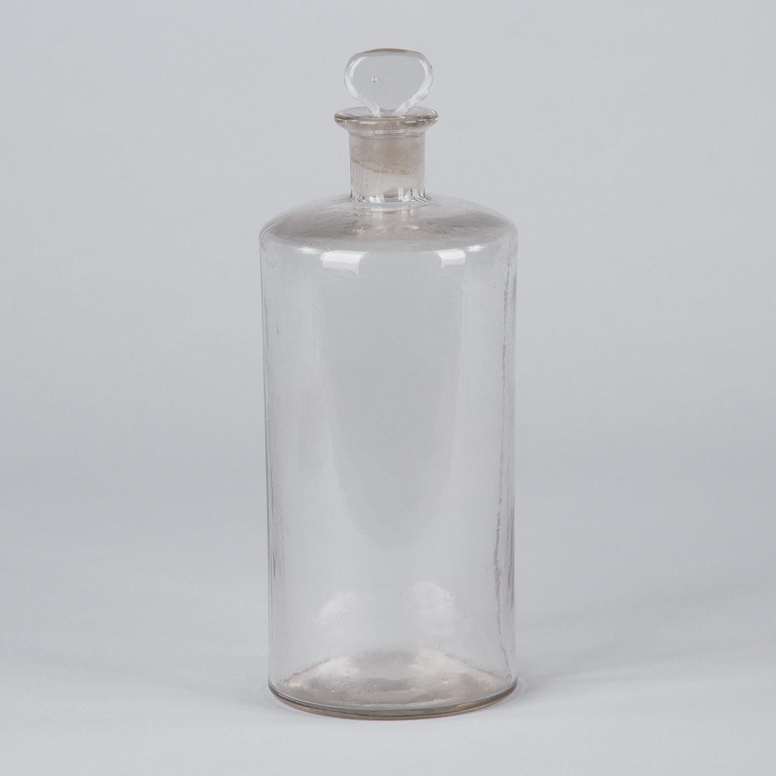 French Pharmacy Glass Jar, Early 1900s For Sale 4