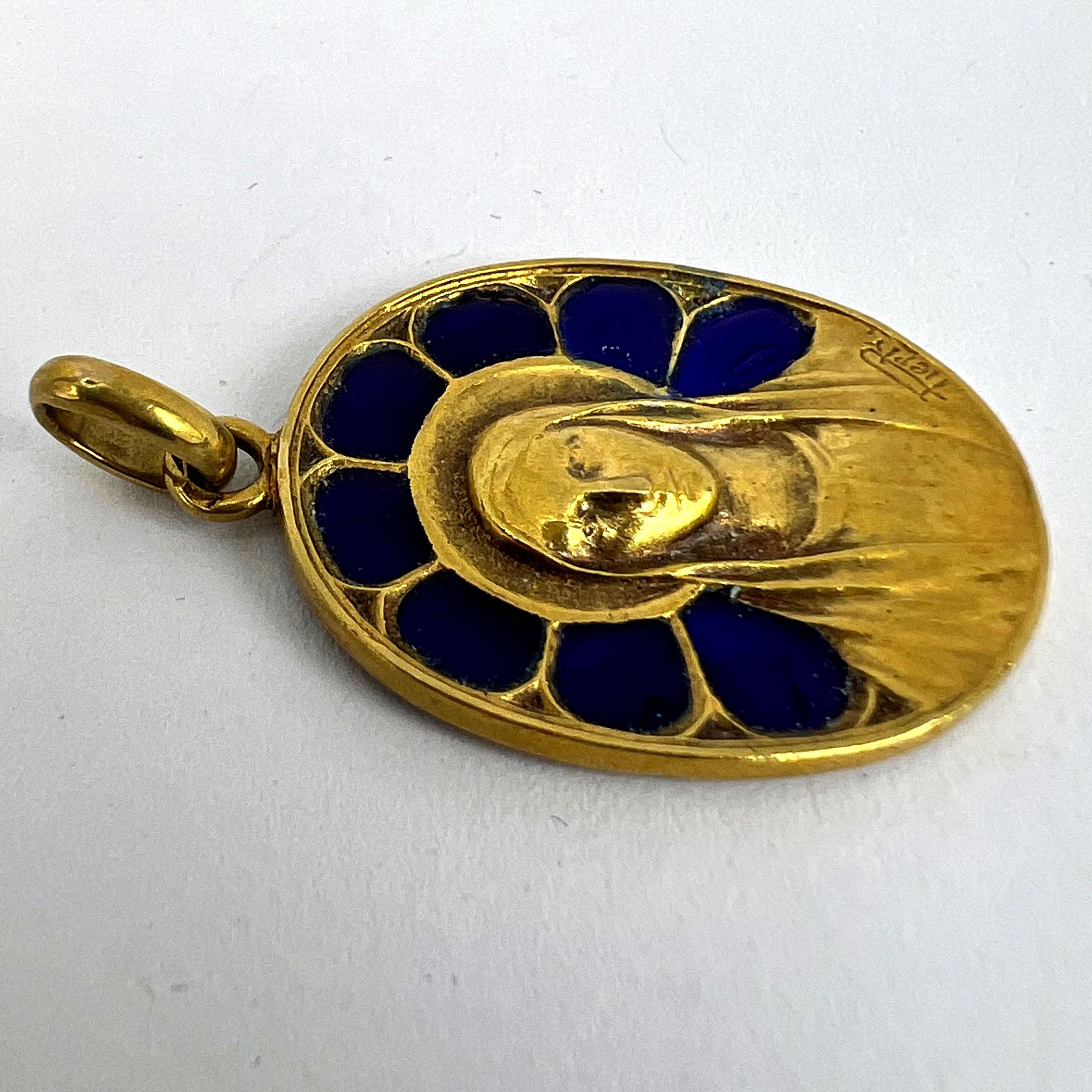 French Pierly Virgin Mary Plique A Jour Enamel 18K Yellow Gold Pendant Medal For Sale 12