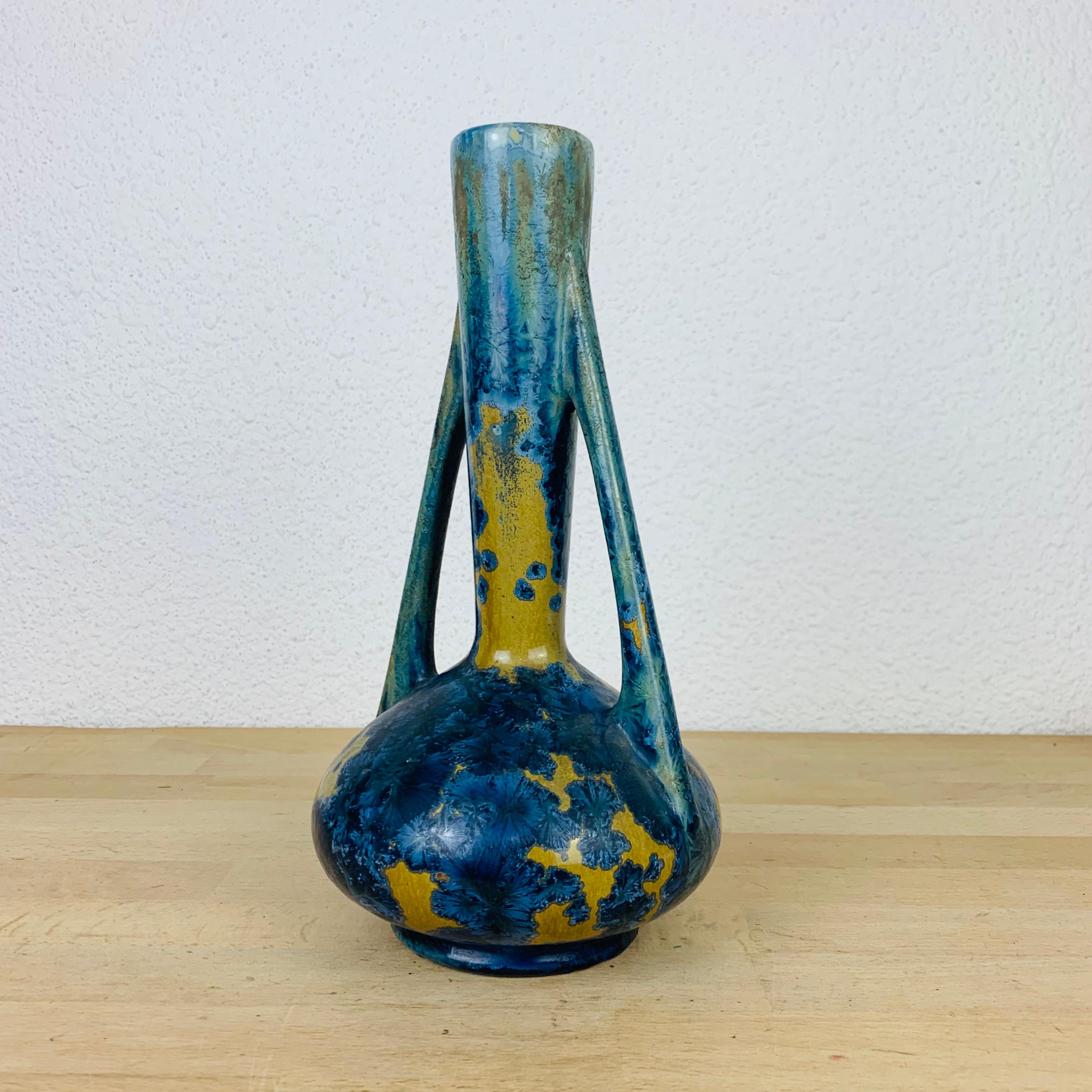 Early 20th Century French Pierrefonds vase with blue Crystalline Glaze, Art Nouveau stoneware For Sale