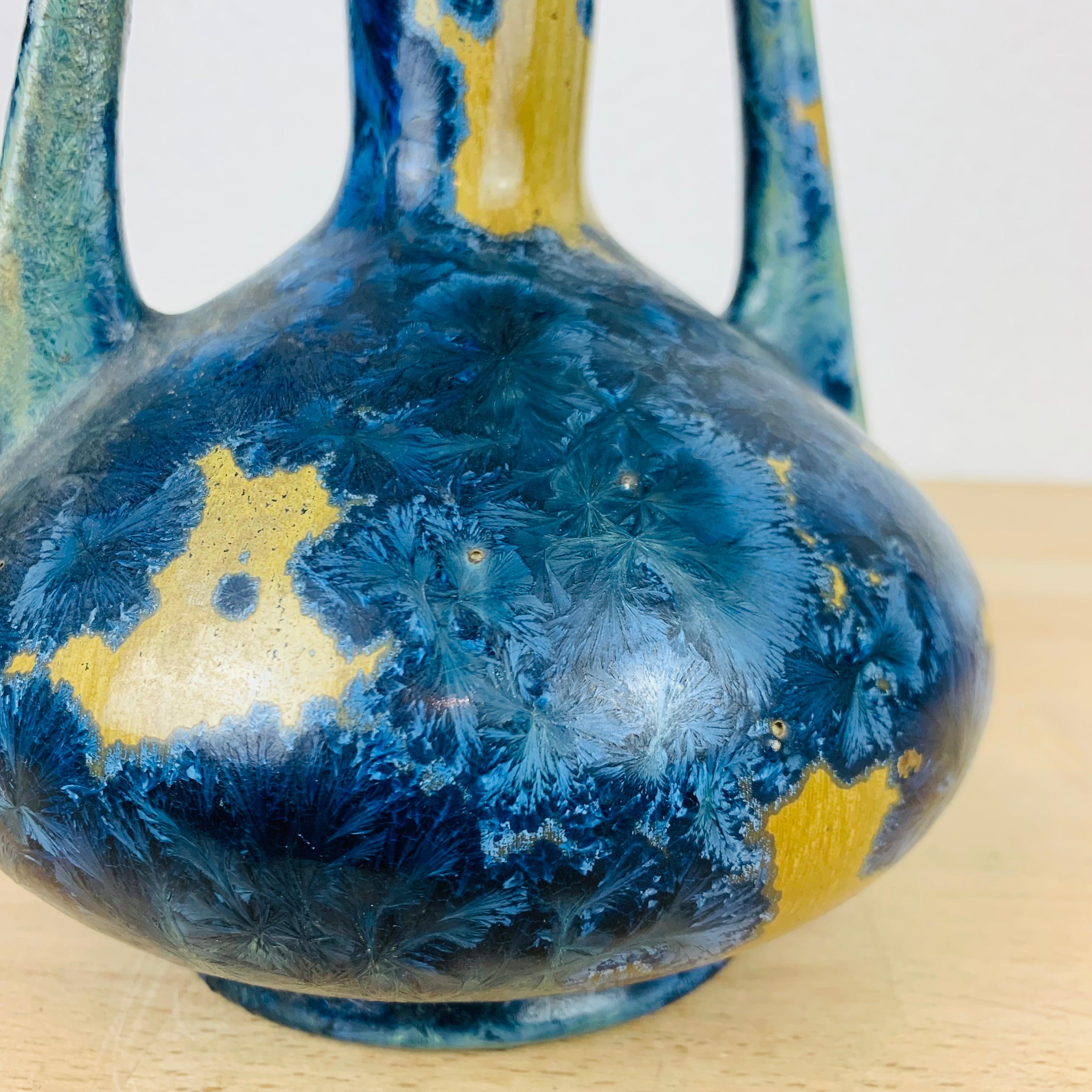French Pierrefonds vase with blue Crystalline Glaze, Art Nouveau stoneware For Sale 1