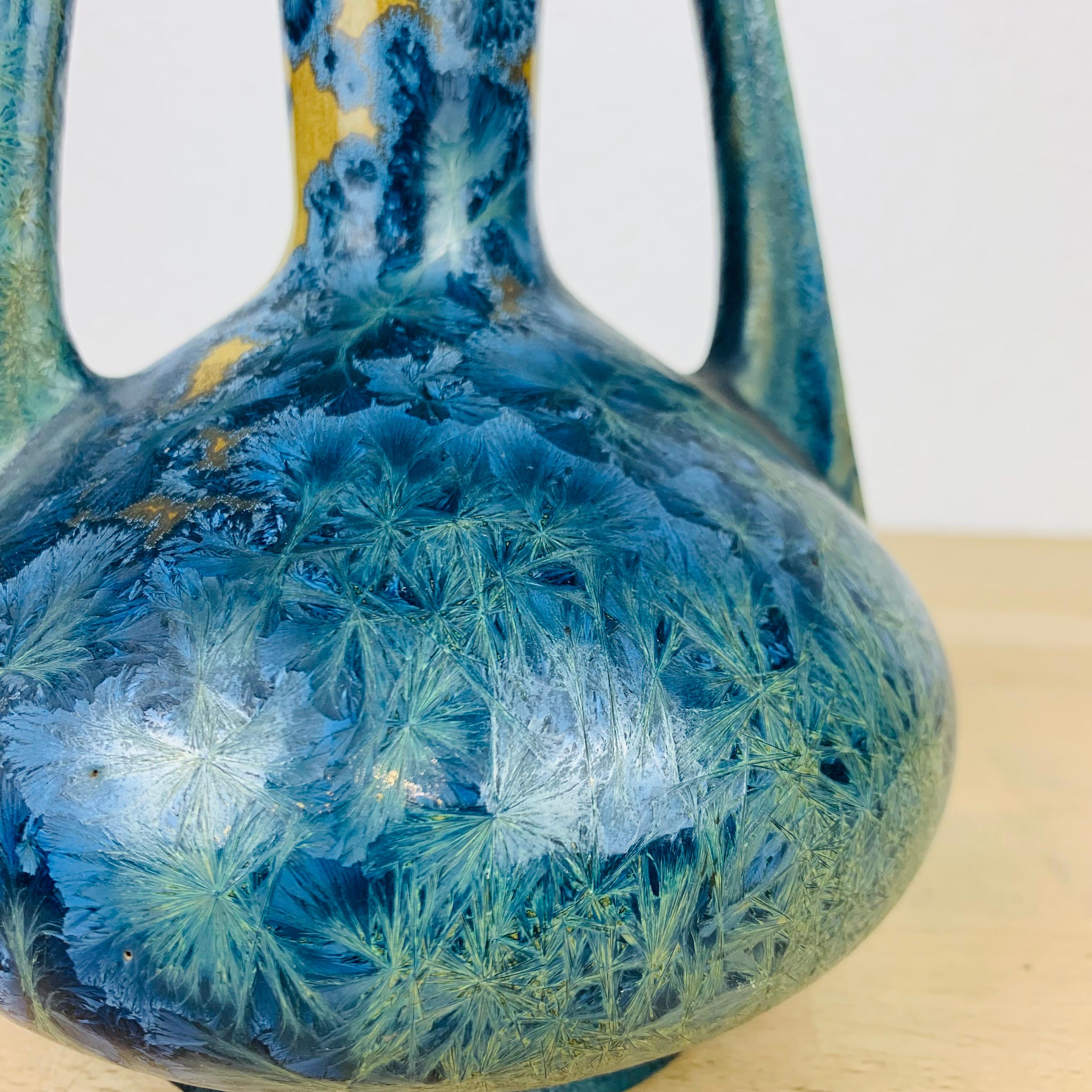 French Pierrefonds vase with blue Crystalline Glaze, Art Nouveau stoneware For Sale 2
