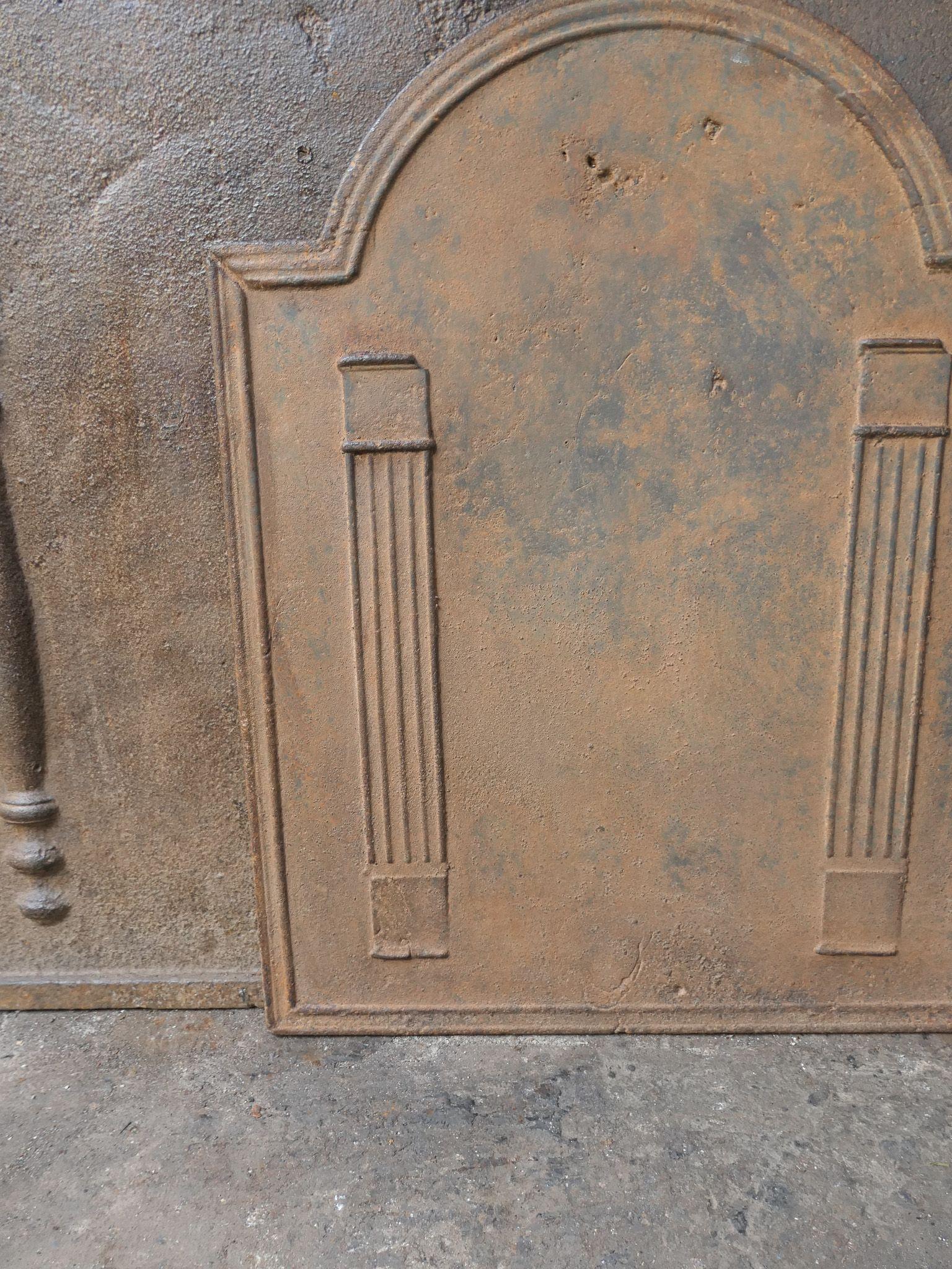 French 'Pillars of Freedom' Fireback / Backsplash, 18th - 19th C For Sale 3