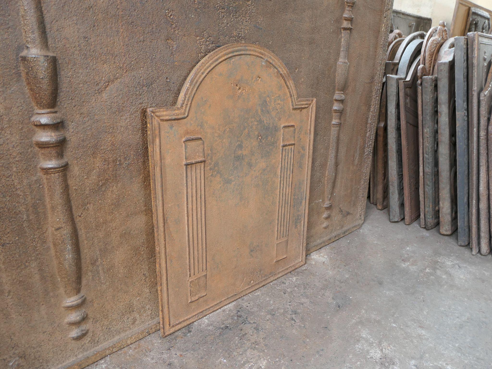 French 'Pillars of Freedom' Fireback / Backsplash, 18th - 19th C For Sale 4