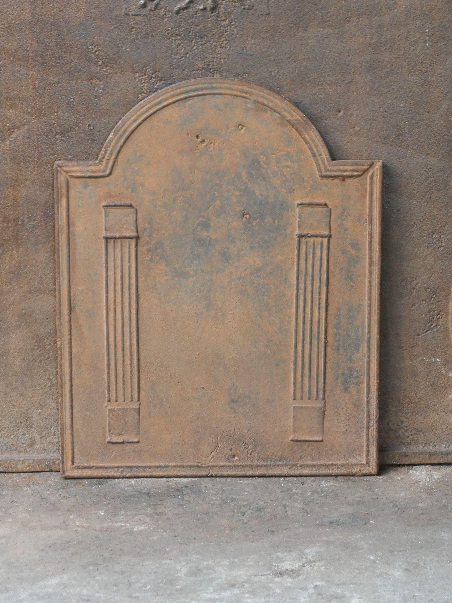 French 'Pillars of Freedom' Fireback / Backsplash, Early 19th Century, Neoclassical Period.

Early 19th century French neoclassical fireback with two pillars of freedom. The pillars symbolize the value liberty, one of the three values of the French