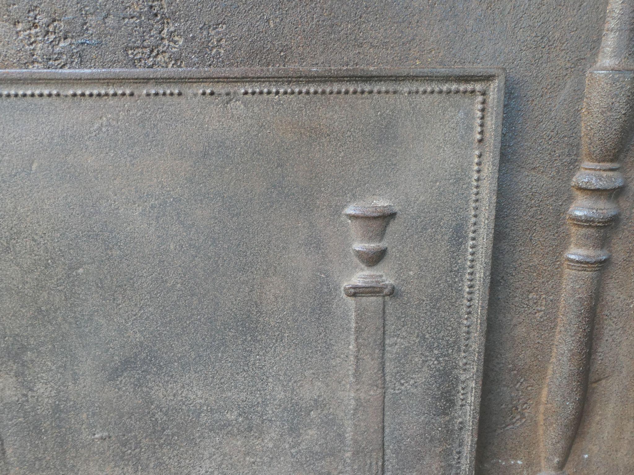 French 'Pillars of Freedom' Fireback / Backsplash, 18th - 19th C In Good Condition For Sale In Soest, NL