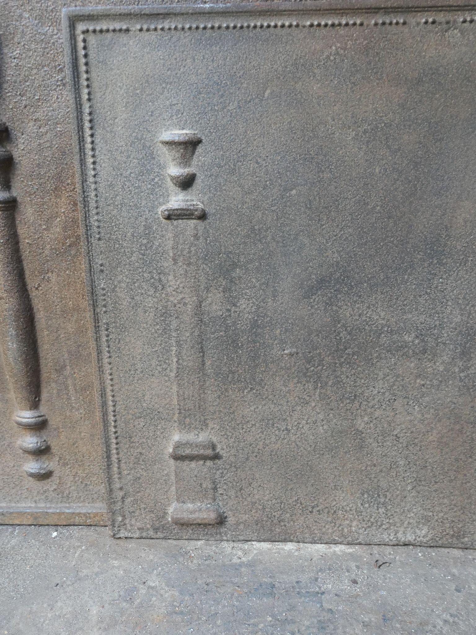 French 'Pillars of Freedom' Fireback / Backsplash, 18th - 19th C For Sale 1