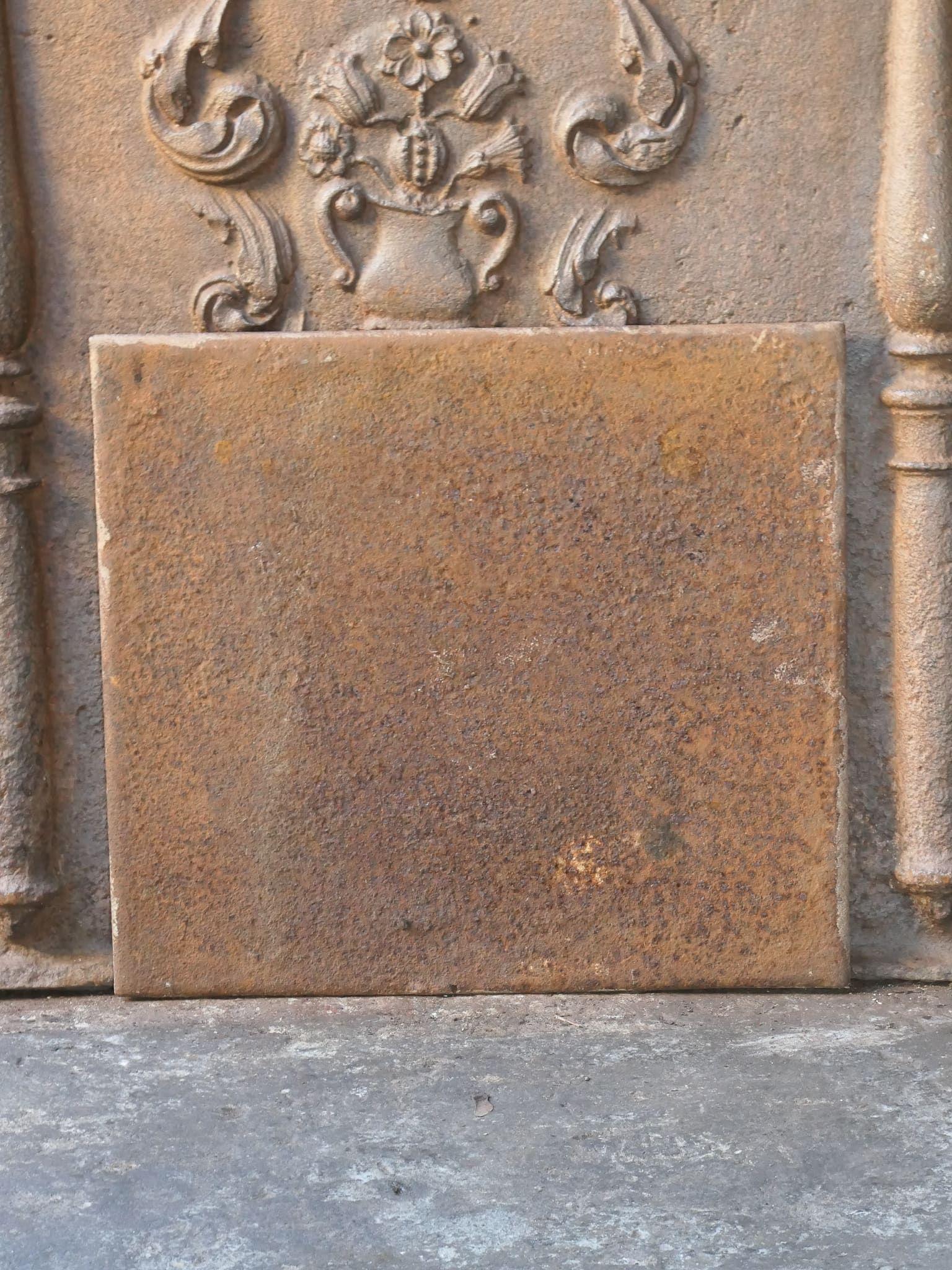 French 'Pillars of Freedom' Fireback / Backsplash, 18th - 19th C. For Sale 2