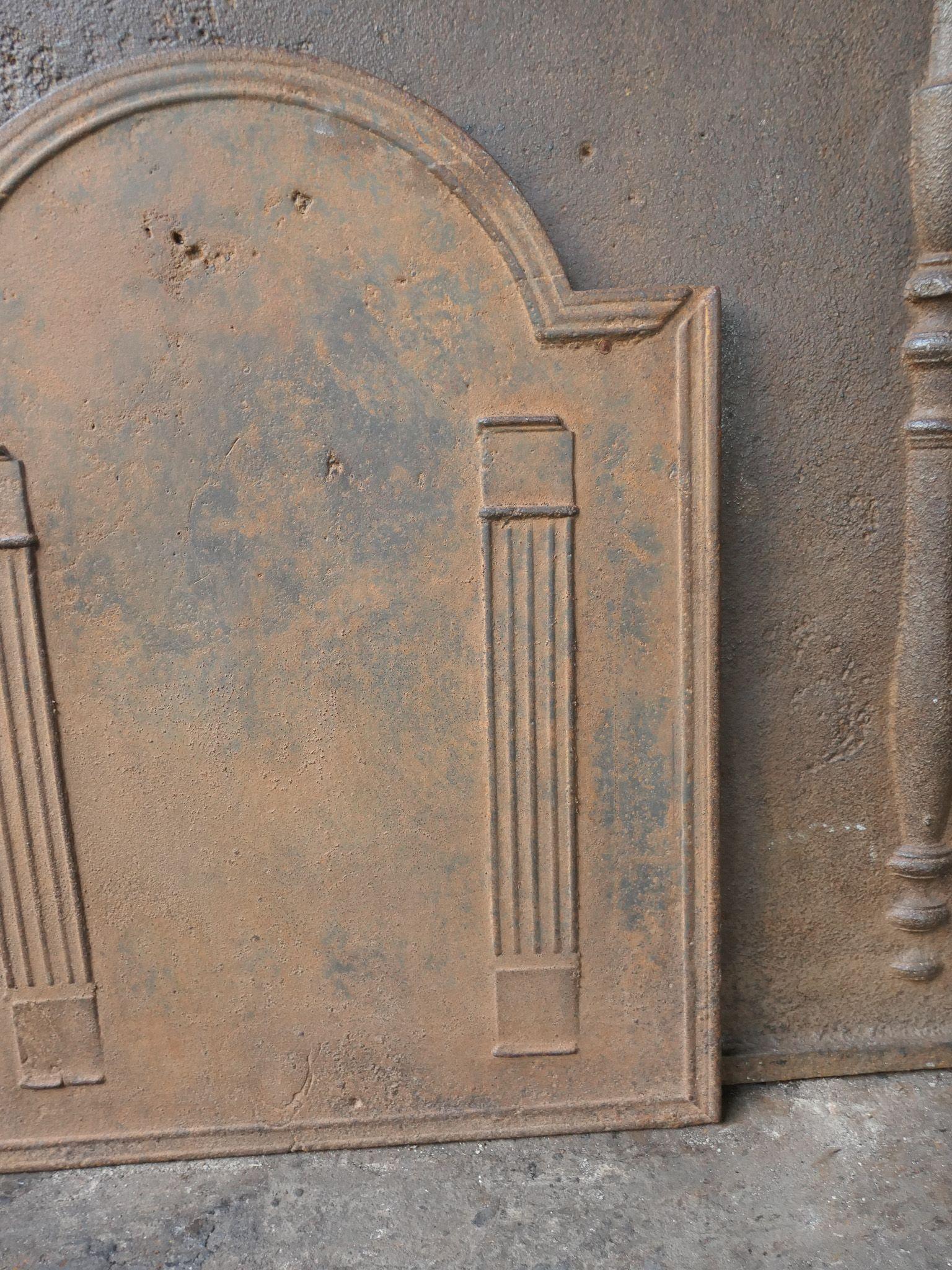 French 'Pillars of Freedom' Fireback / Backsplash, 18th - 19th C For Sale 2