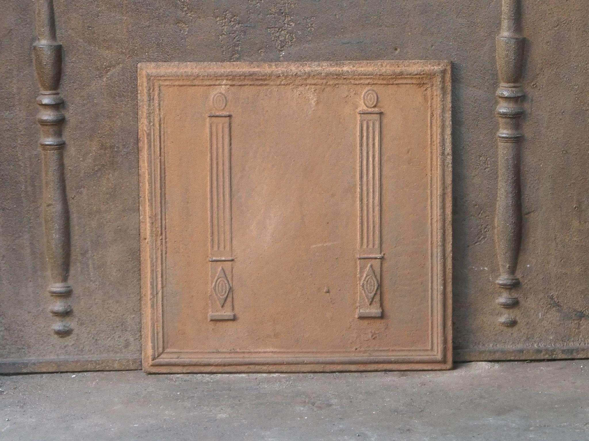 Néoclassique Plaque de cheminée / dosseret français 