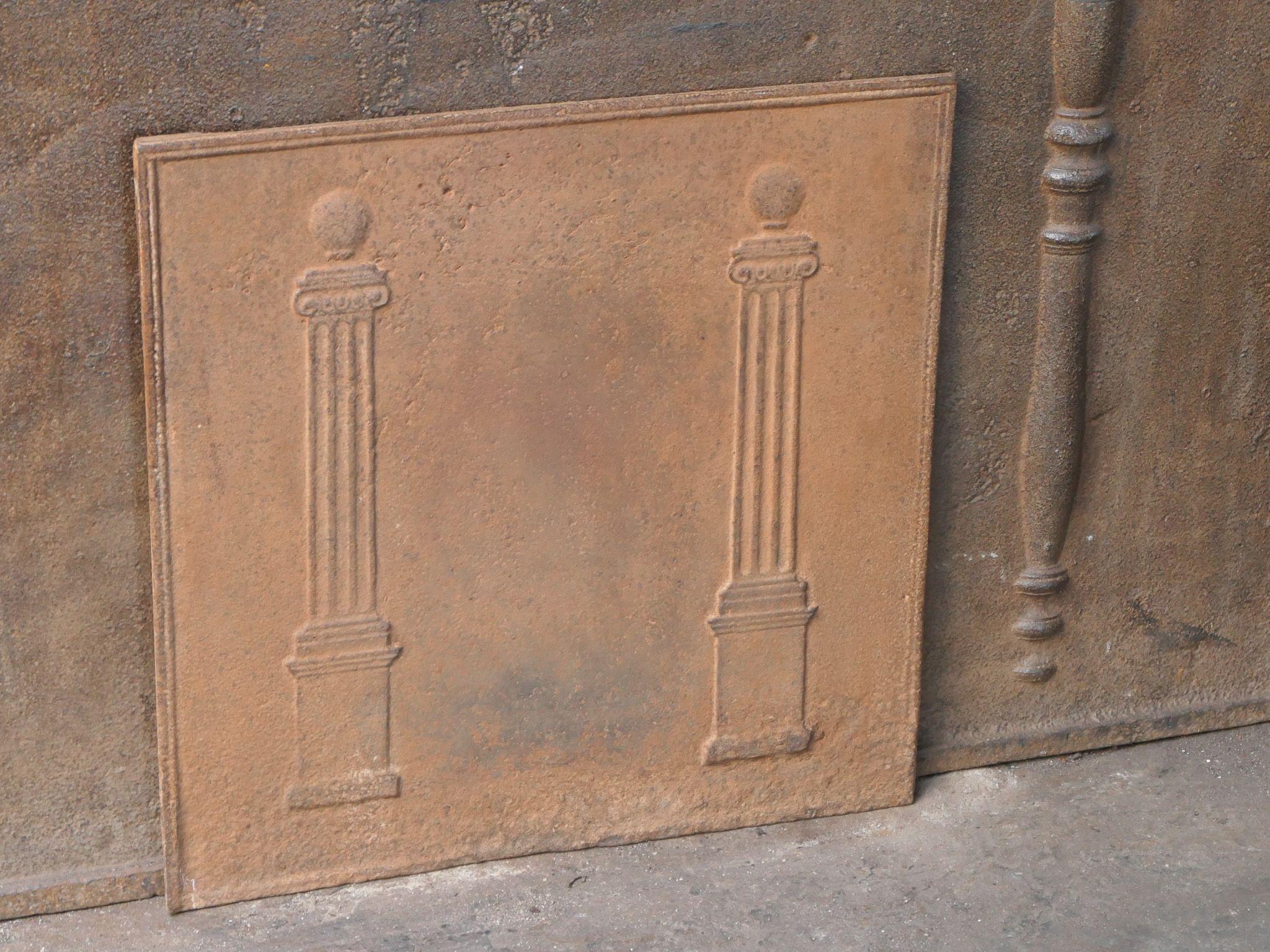 Français Plaque de cheminée / dosseret français 