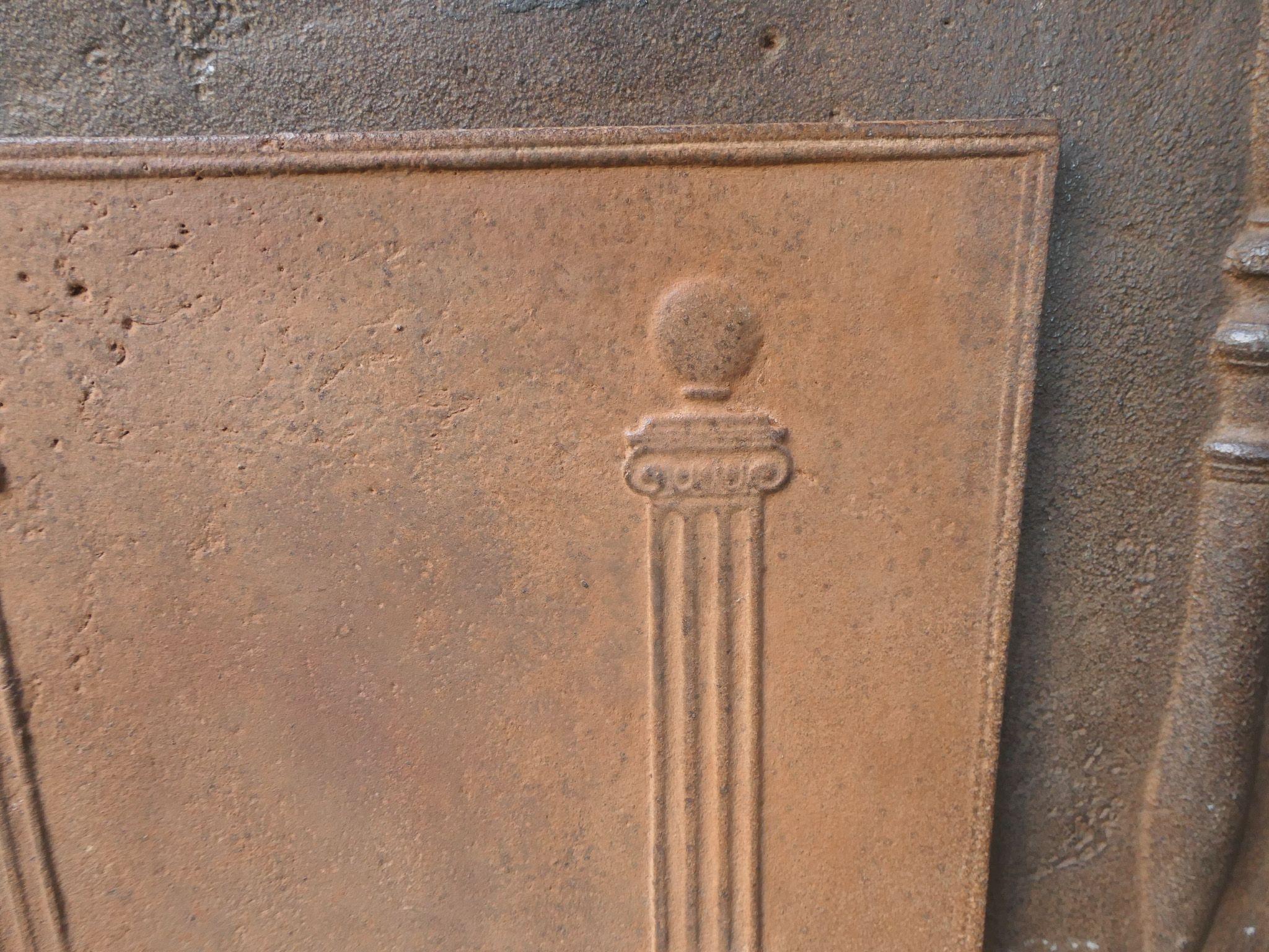 Moulage Plaque de cheminée / dosseret français 