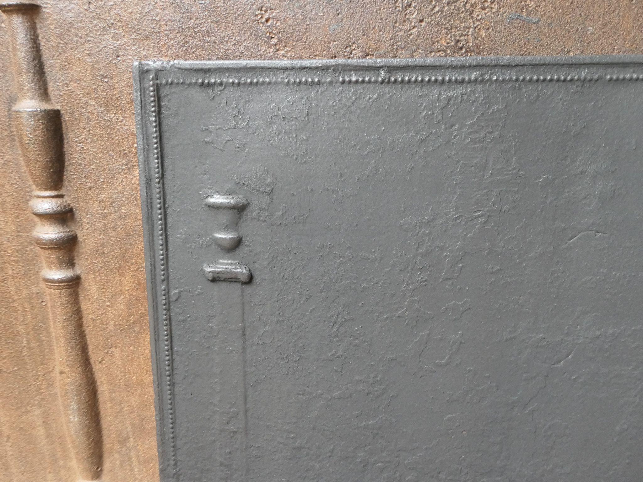Plaque de cheminée / dosseret français 
