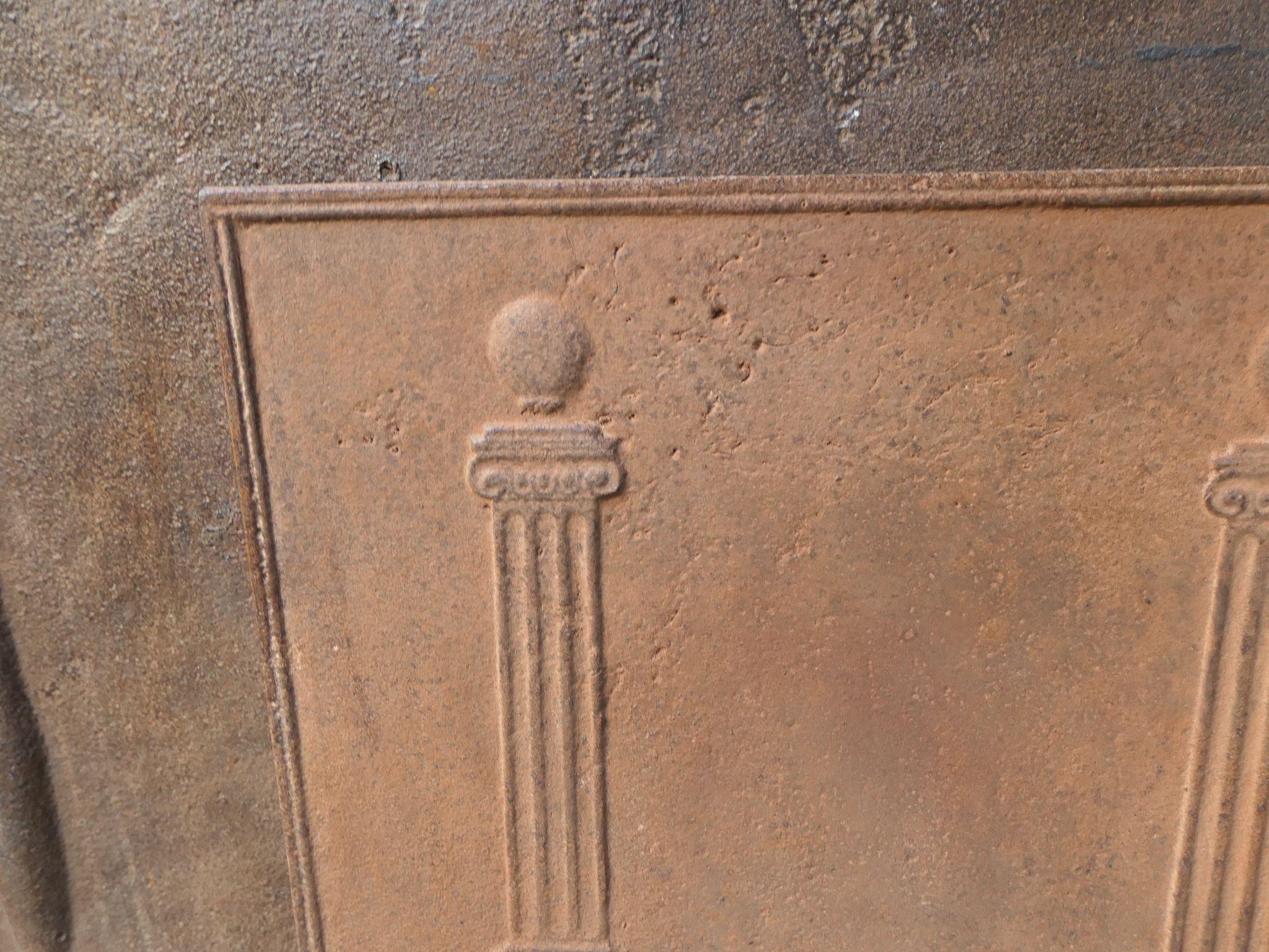 Plaque de cheminée / dosseret français 