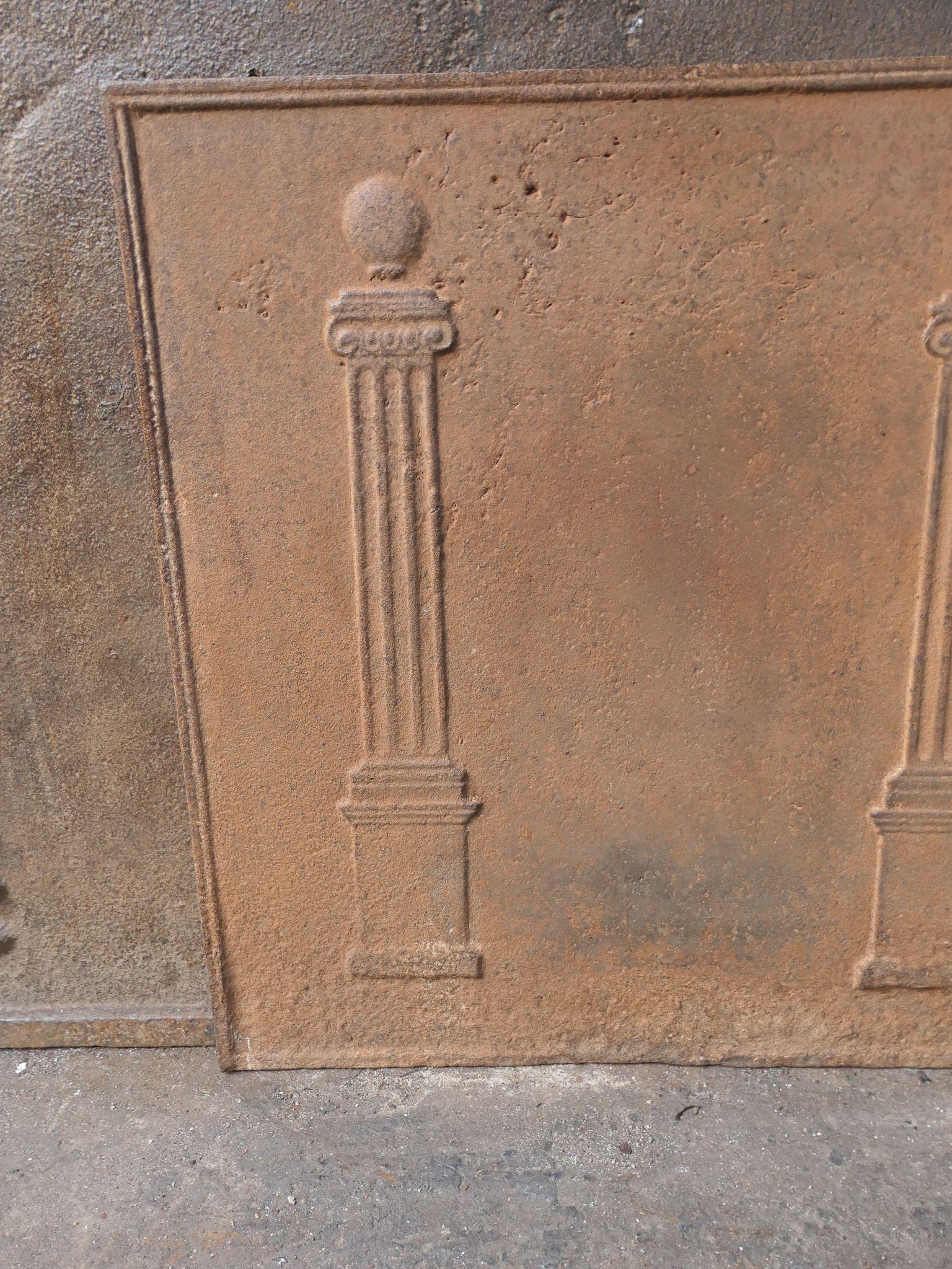 Fer Plaque de cheminée / dosseret français 