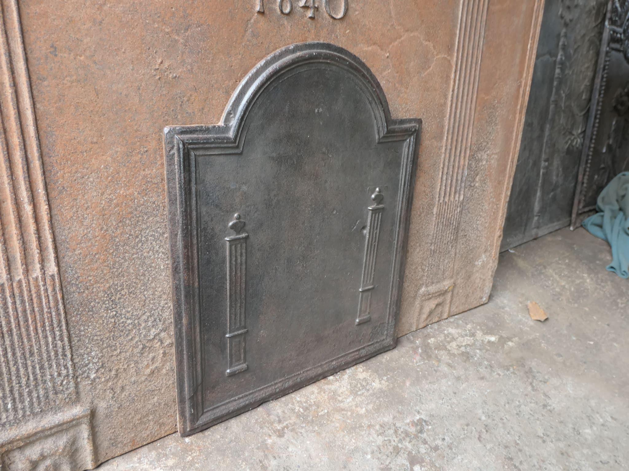 Plaque de cheminée / dosseret français 