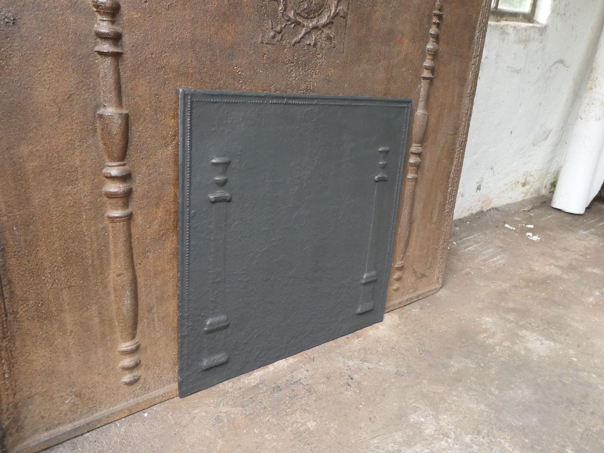 Plaque de cheminée / dosseret français 
