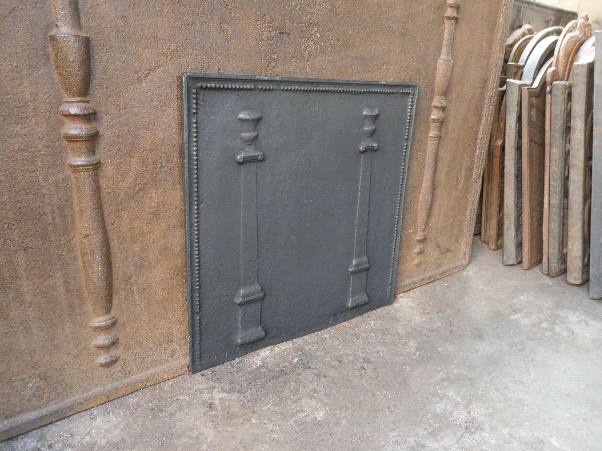Rivestimento per caminetto francese 