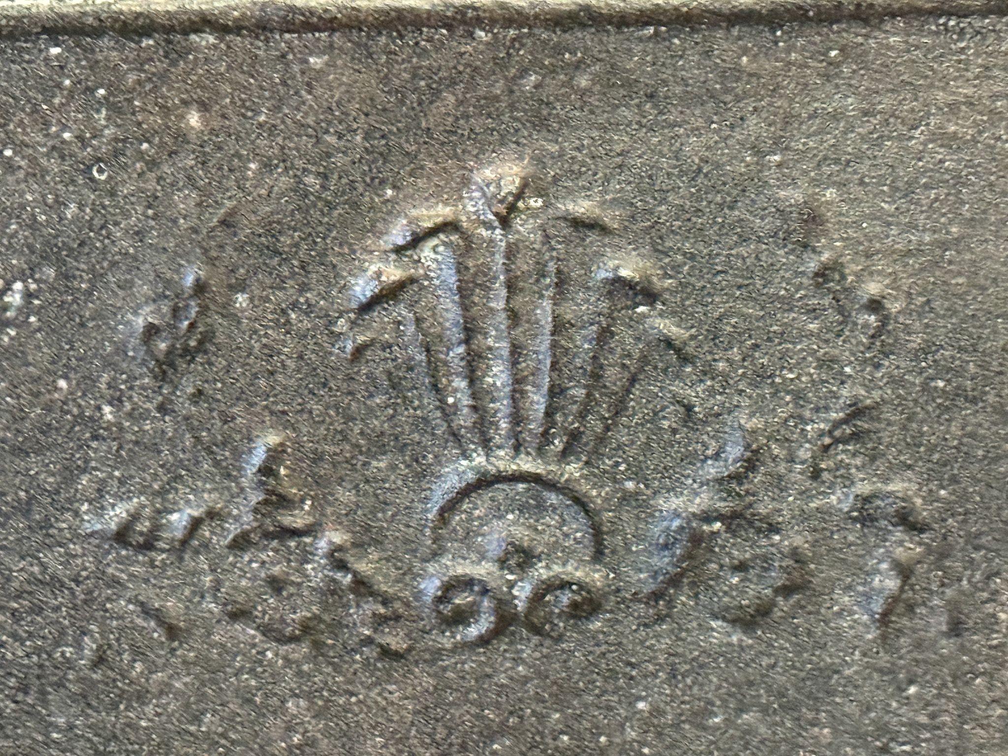 Français Plaque de cheminée / dosseret 
