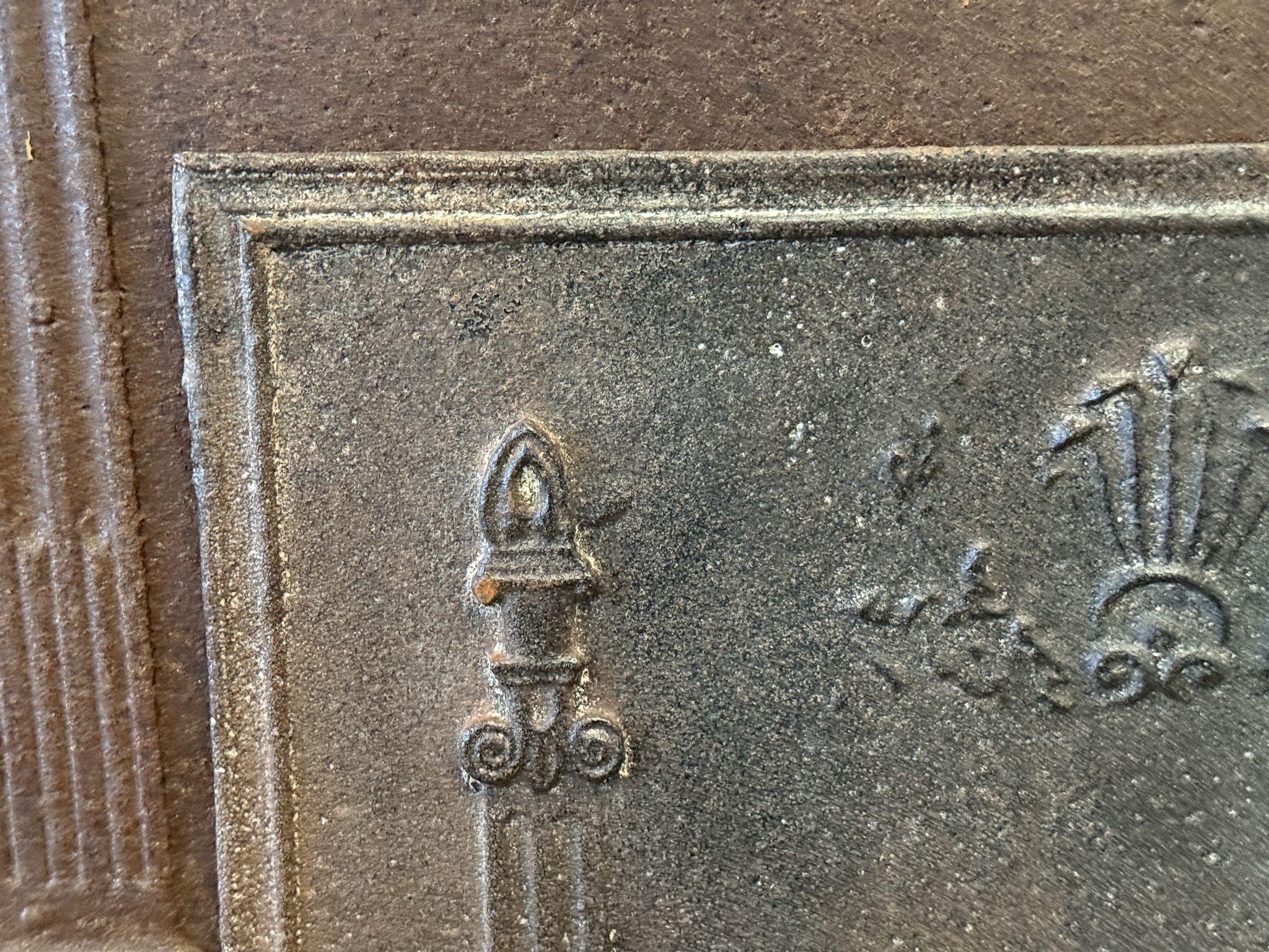 Moulage Plaque de cheminée / dosseret 