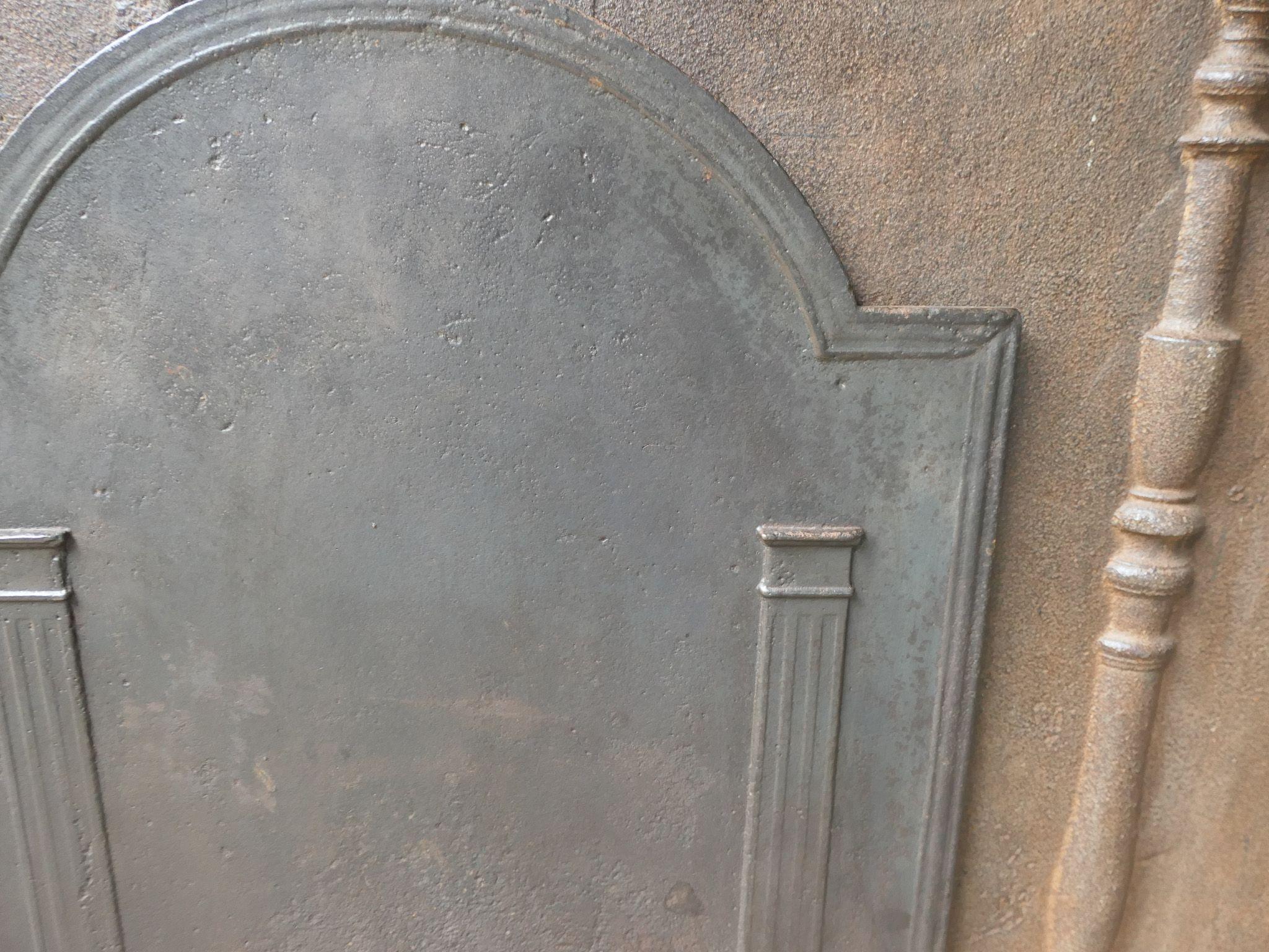 Rivestimento per caminetto francese 