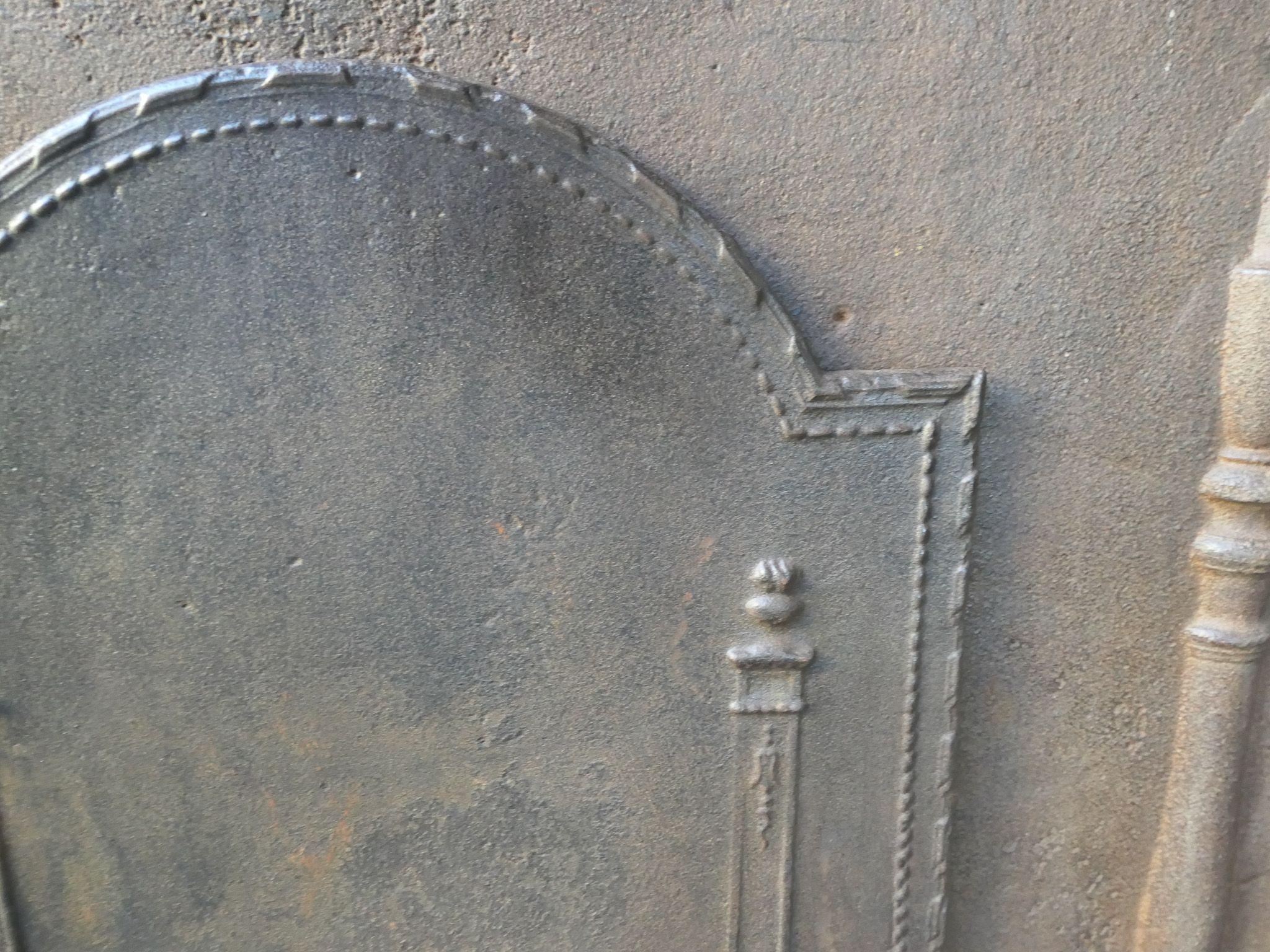Rivestimento per caminetto francese 