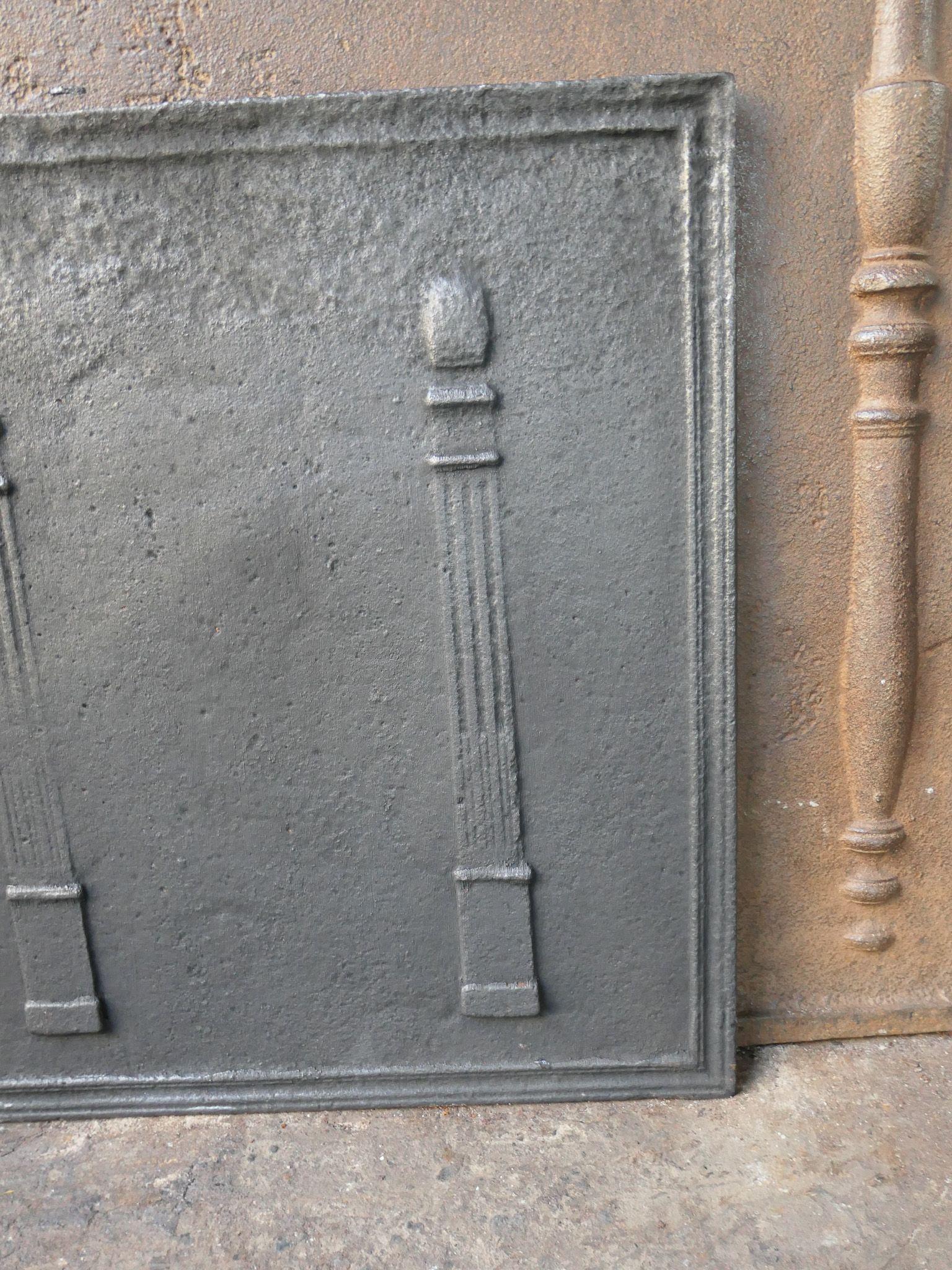 Rivestimento per caminetto francese 