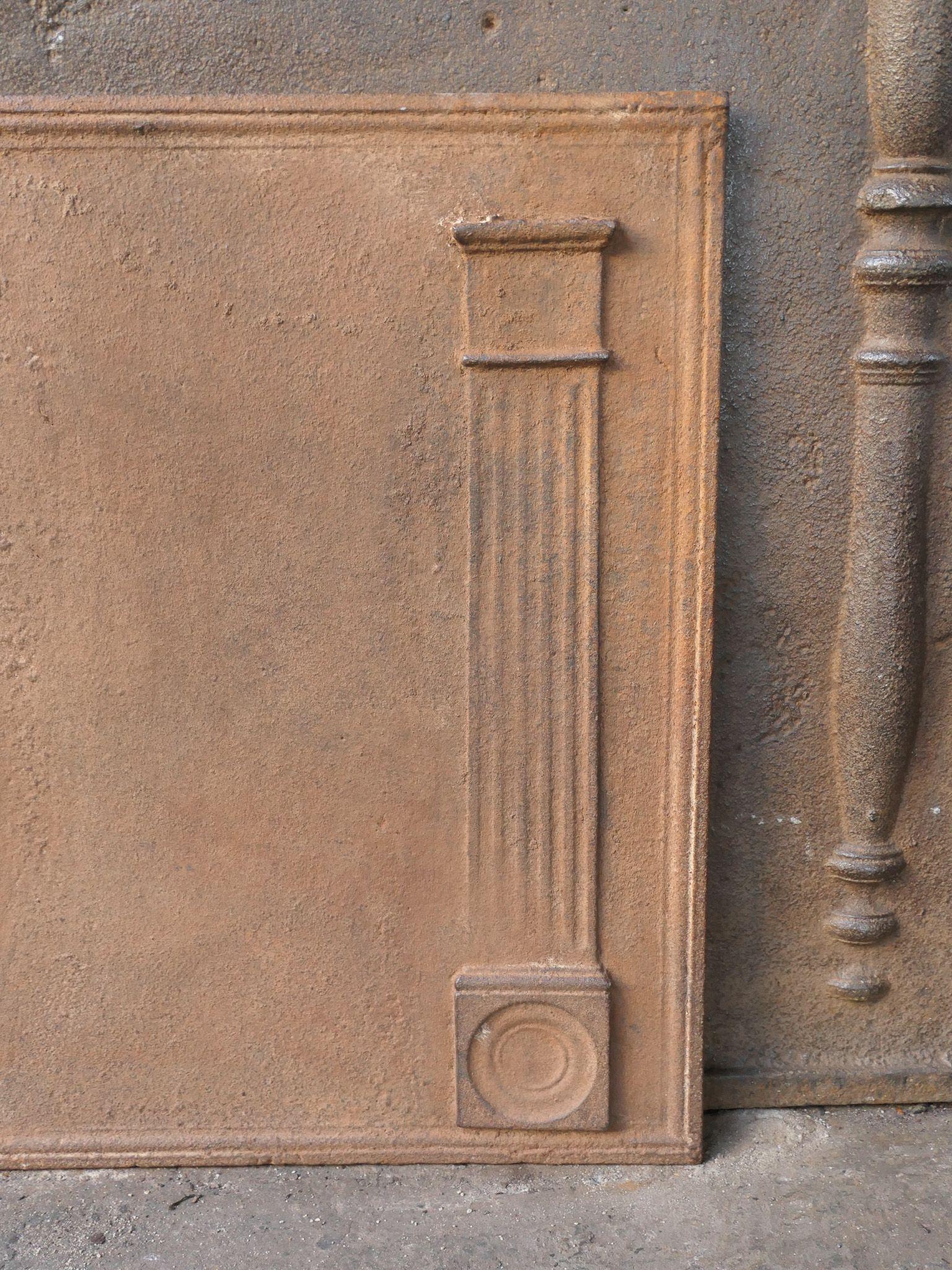 Rivestimento per caminetto francese 