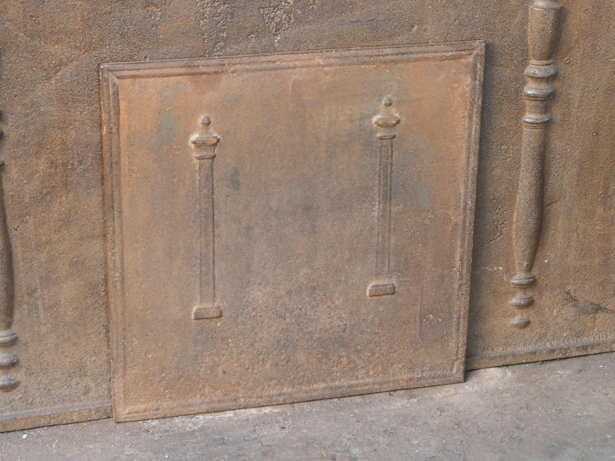 Rivestimento per caminetto francese 