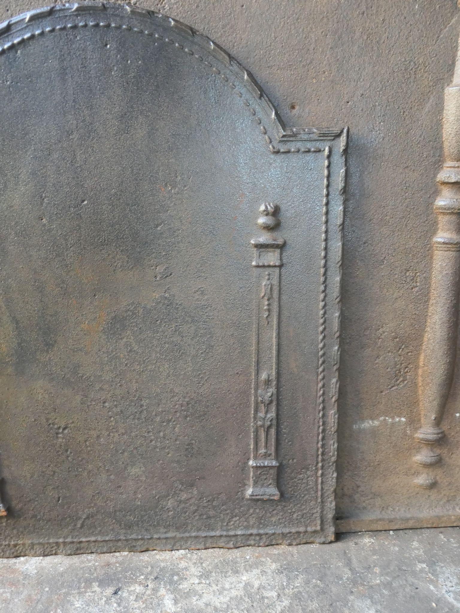 Rivestimento per caminetto francese 