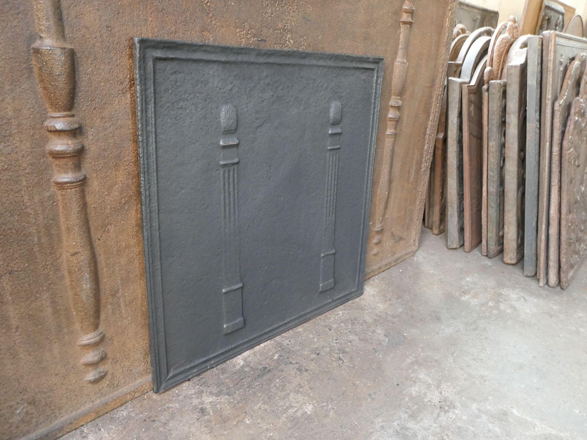 Rivestimento per caminetto francese 