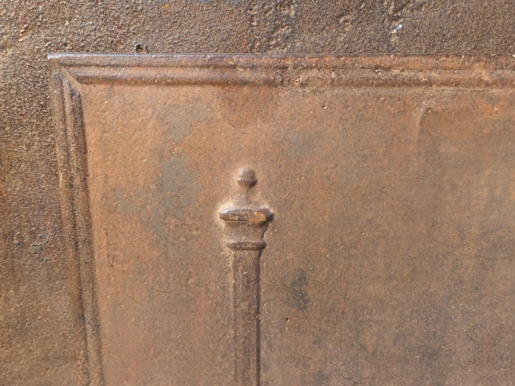 Rivestimento per caminetto francese 