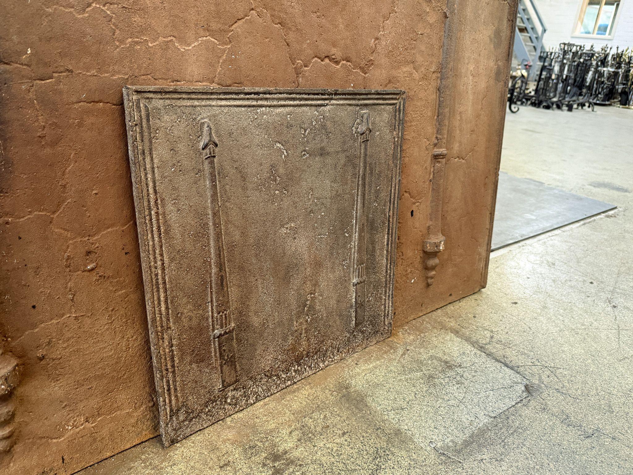Rivestimento per caminetto francese 