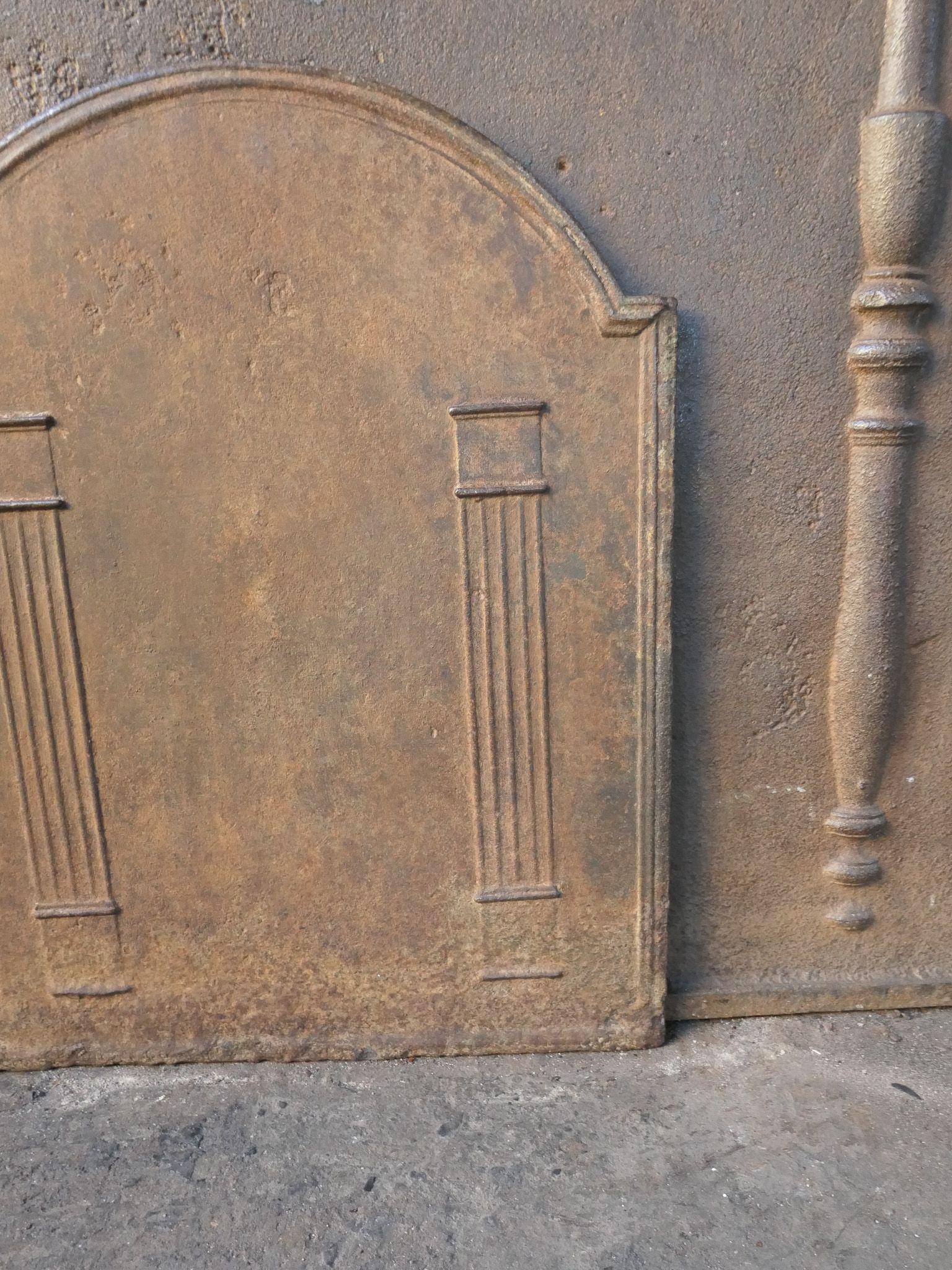 Rivestimento per caminetto francese 