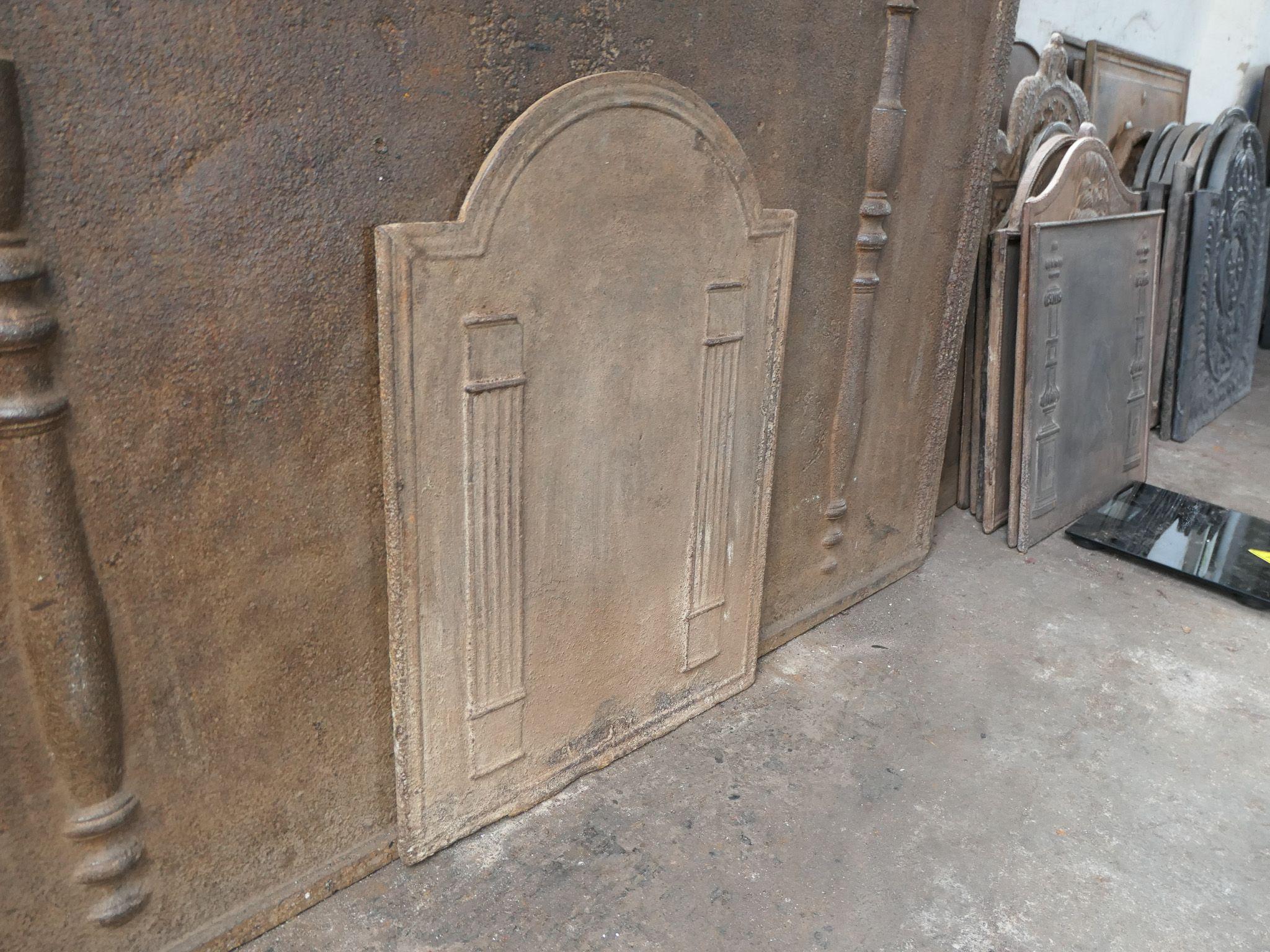 Rivestimento per caminetto francese 