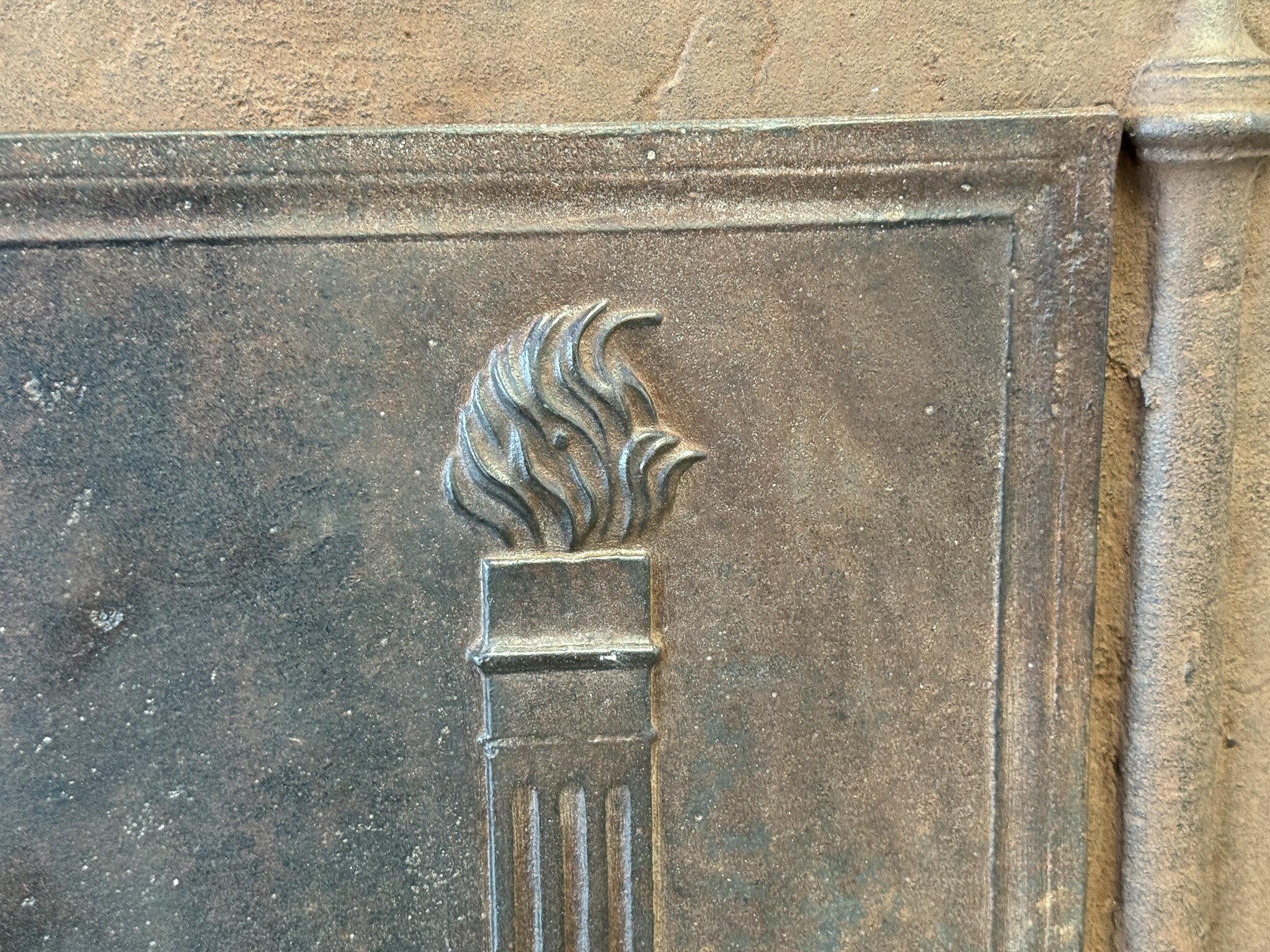 Calco Rivestimento per il fuoco francese 'Pilastri della Libertà', periodo neoclassico, XIX secolo. in vendita