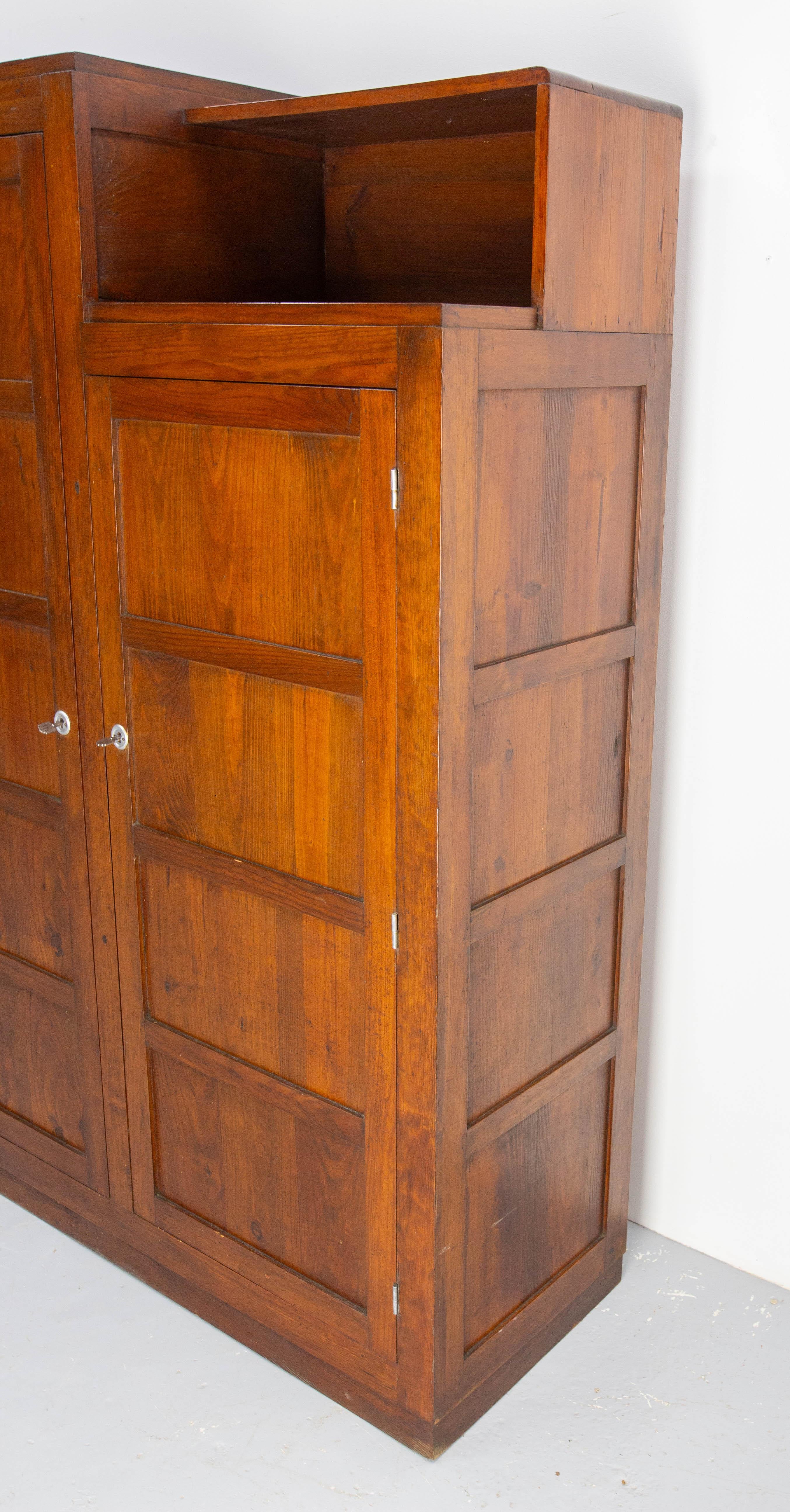 Mid-Century Modern French Pine Armoire Two Doors Wardrobe Shelves & Drawers, circa 1950 For Sale