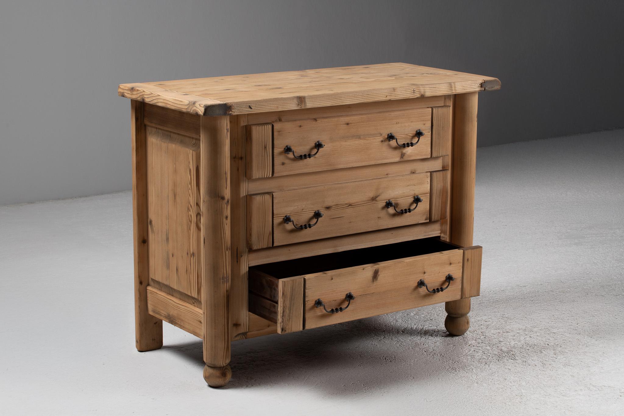 Rustic French Pine Commode with Turned Legs and Forged Handles For Sale