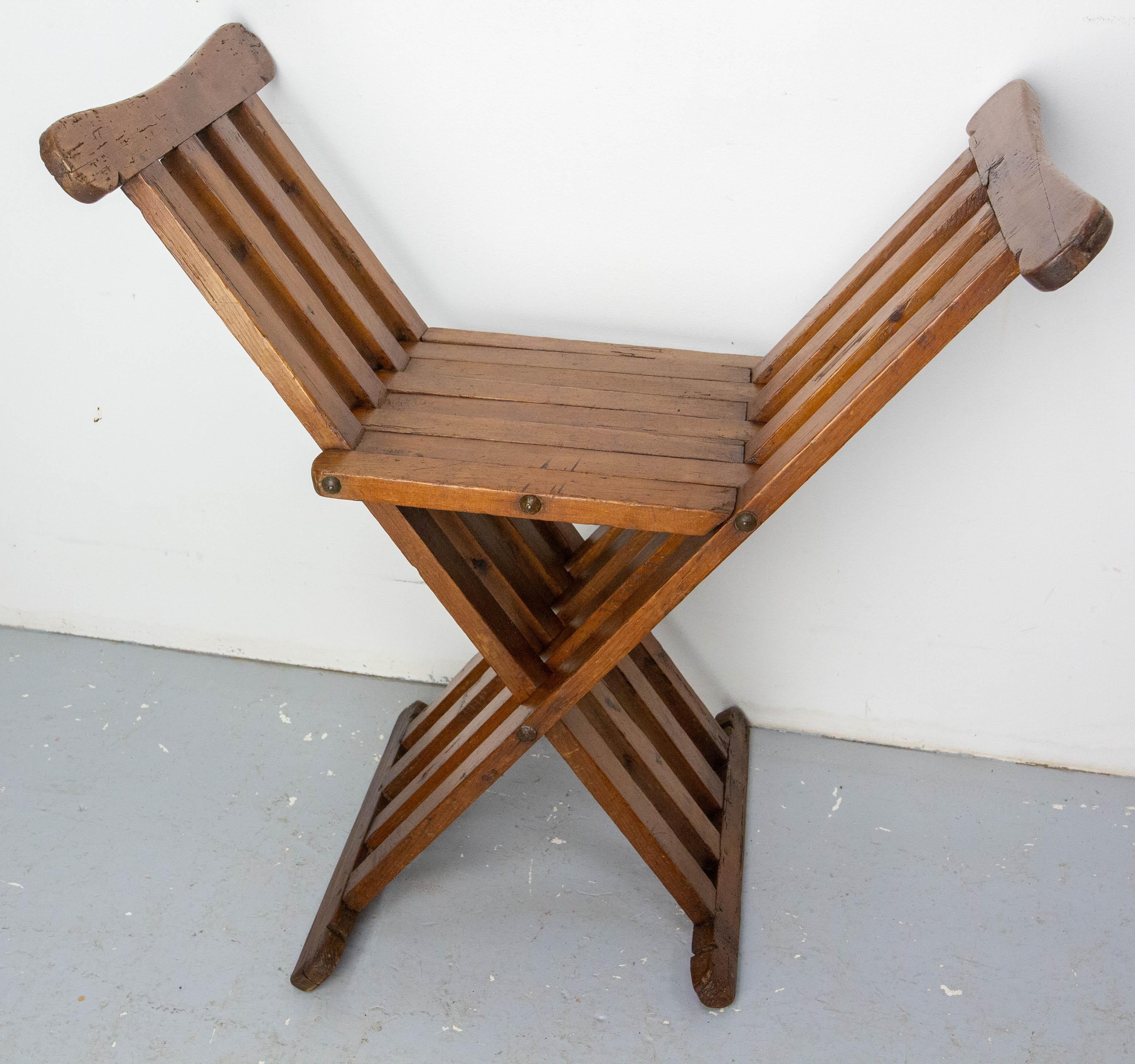 Poltrona pieghevole in pino francese Curule o Dagobert, francese, circa 1960 in vendita 6