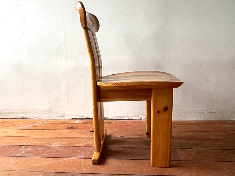 French Pine Dining Chairs - set of 10 For Sale 5