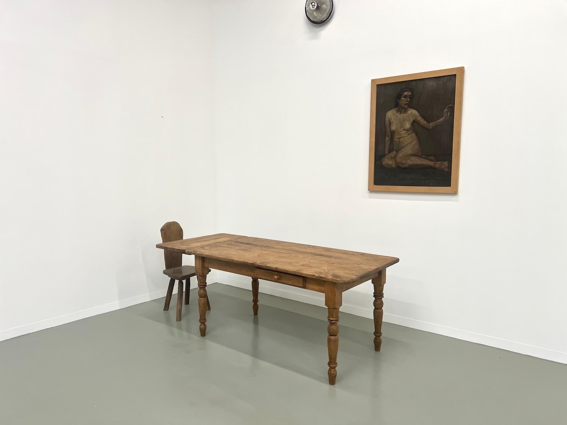 French pine farm table from the 70s with its extension For Sale 9
