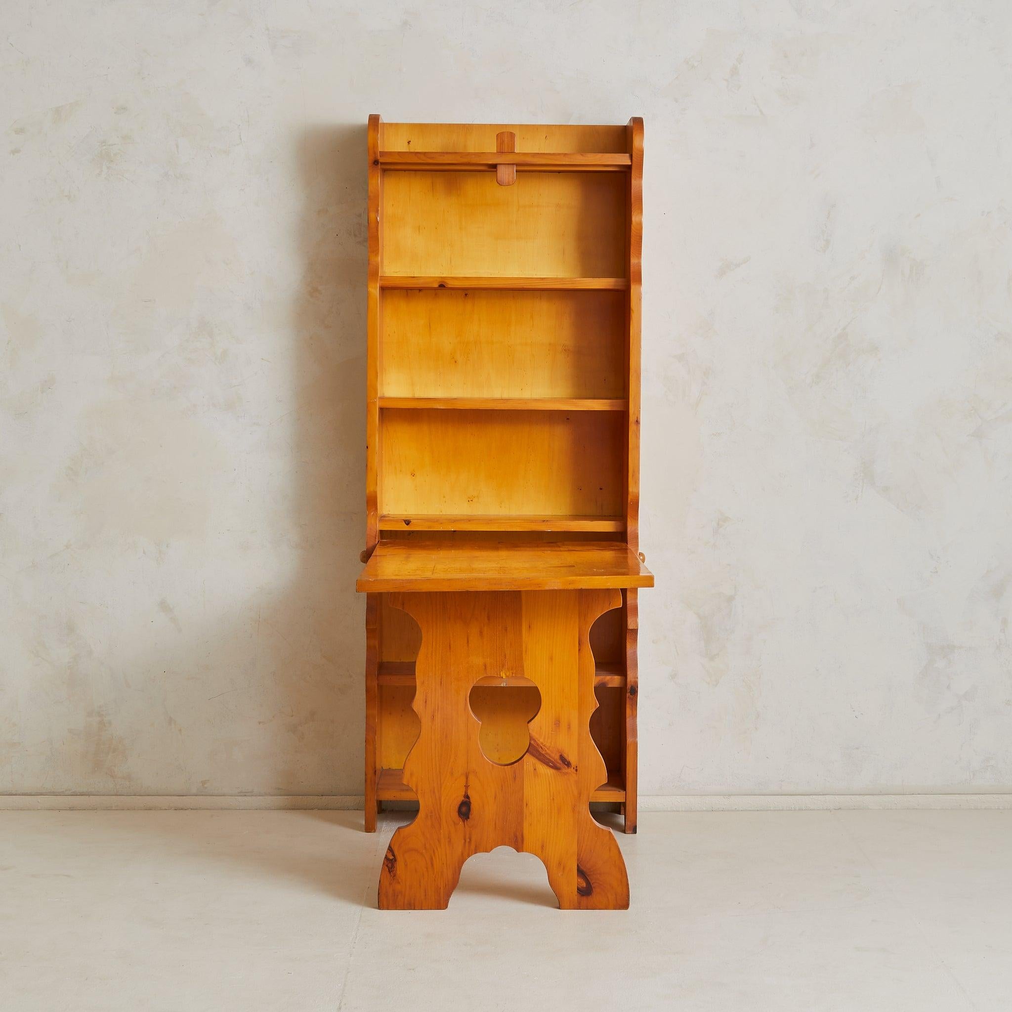 French Pine Fold-Out Dining Table or Desk with Integrated Bookshelf, 1960s Francés en venta