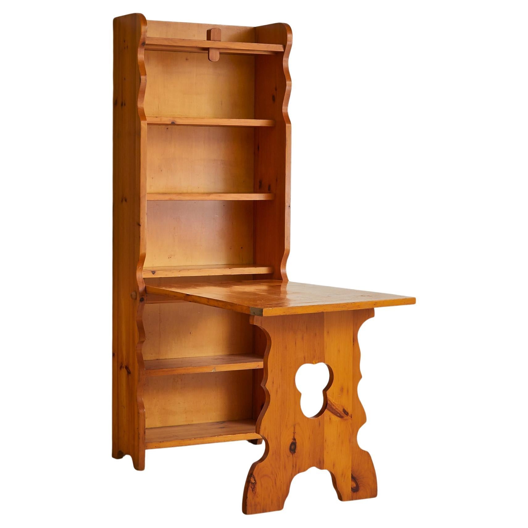 French Pine Fold-Out Dining Table or Desk with Integrated Bookshelf, 1960s en venta