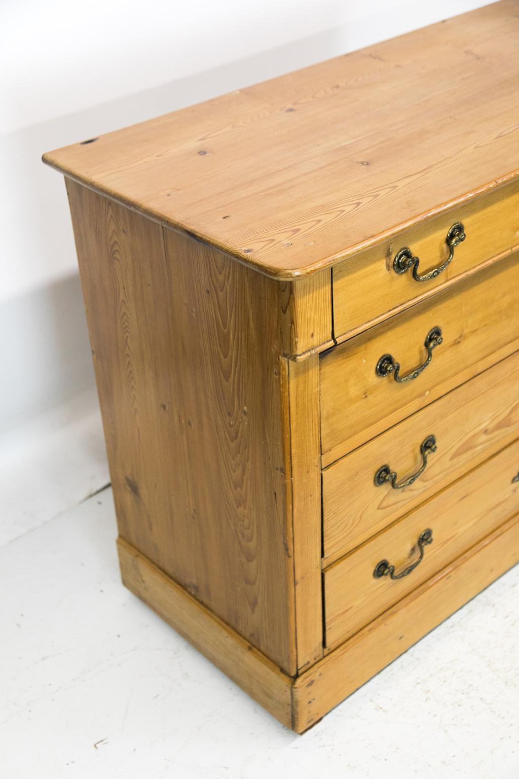 Mid-19th Century French Pine Four-Drawer Chest For Sale
