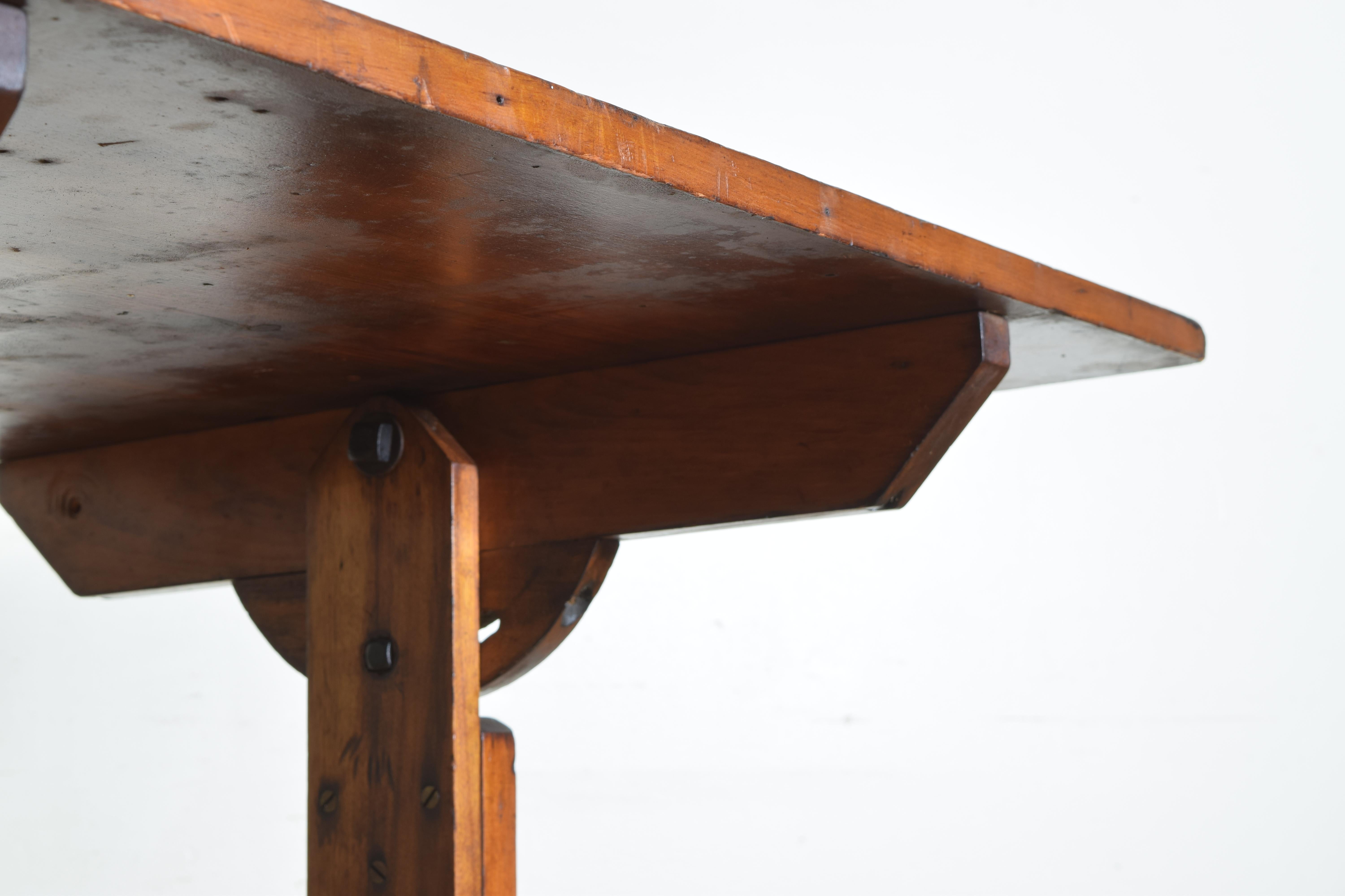 French Pinewood Adjustable Drafting Table or Desk, circa 1900 5